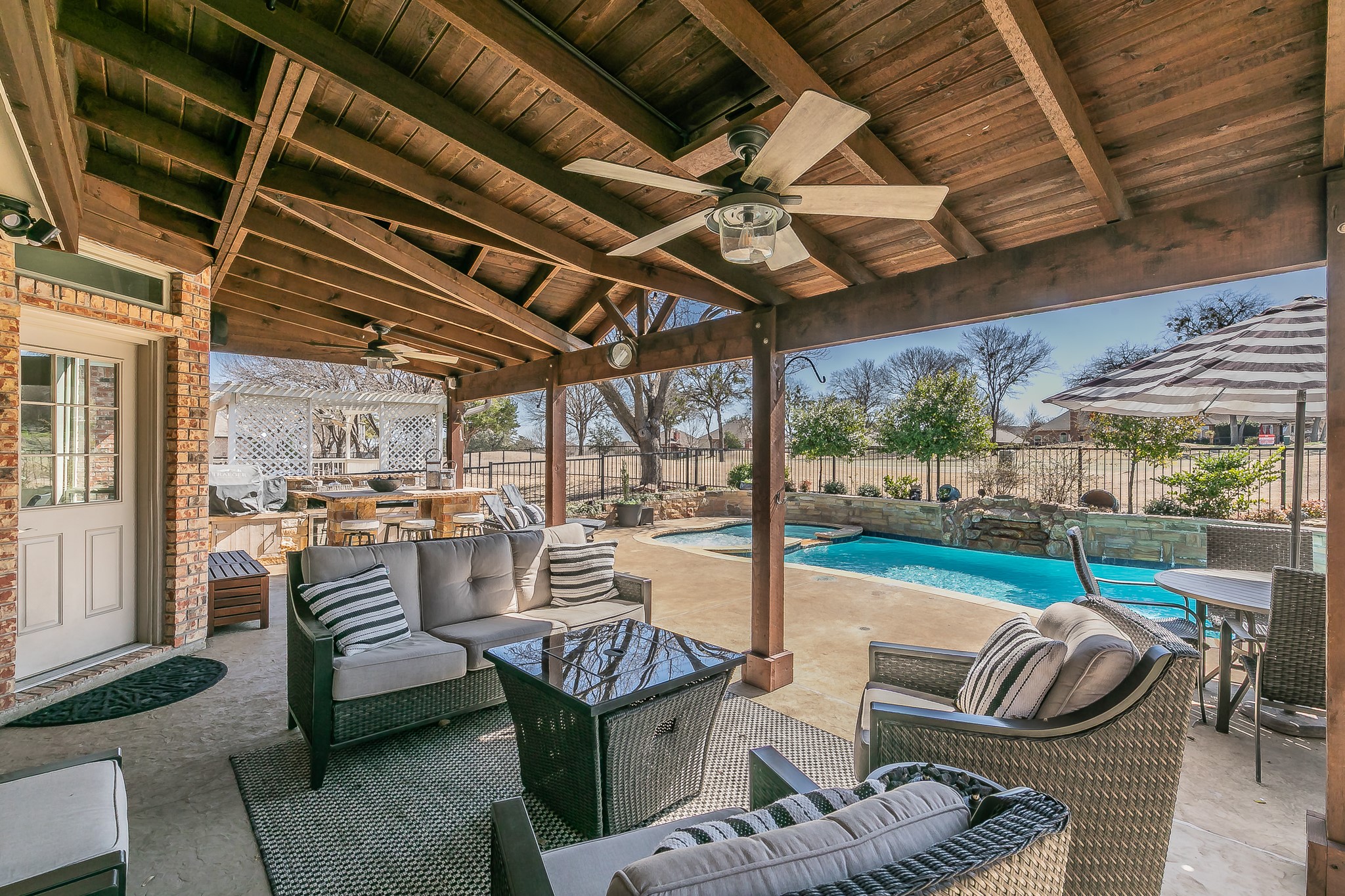 2715 Wind Ridge