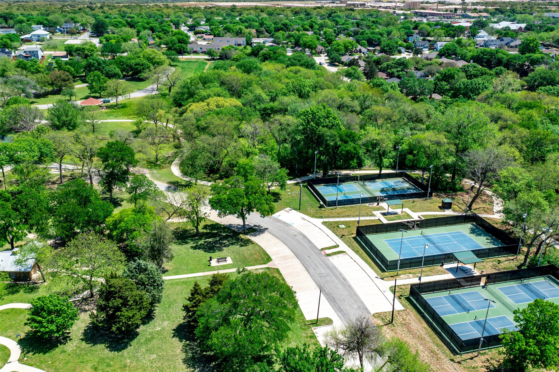 800 S Kentucky Street