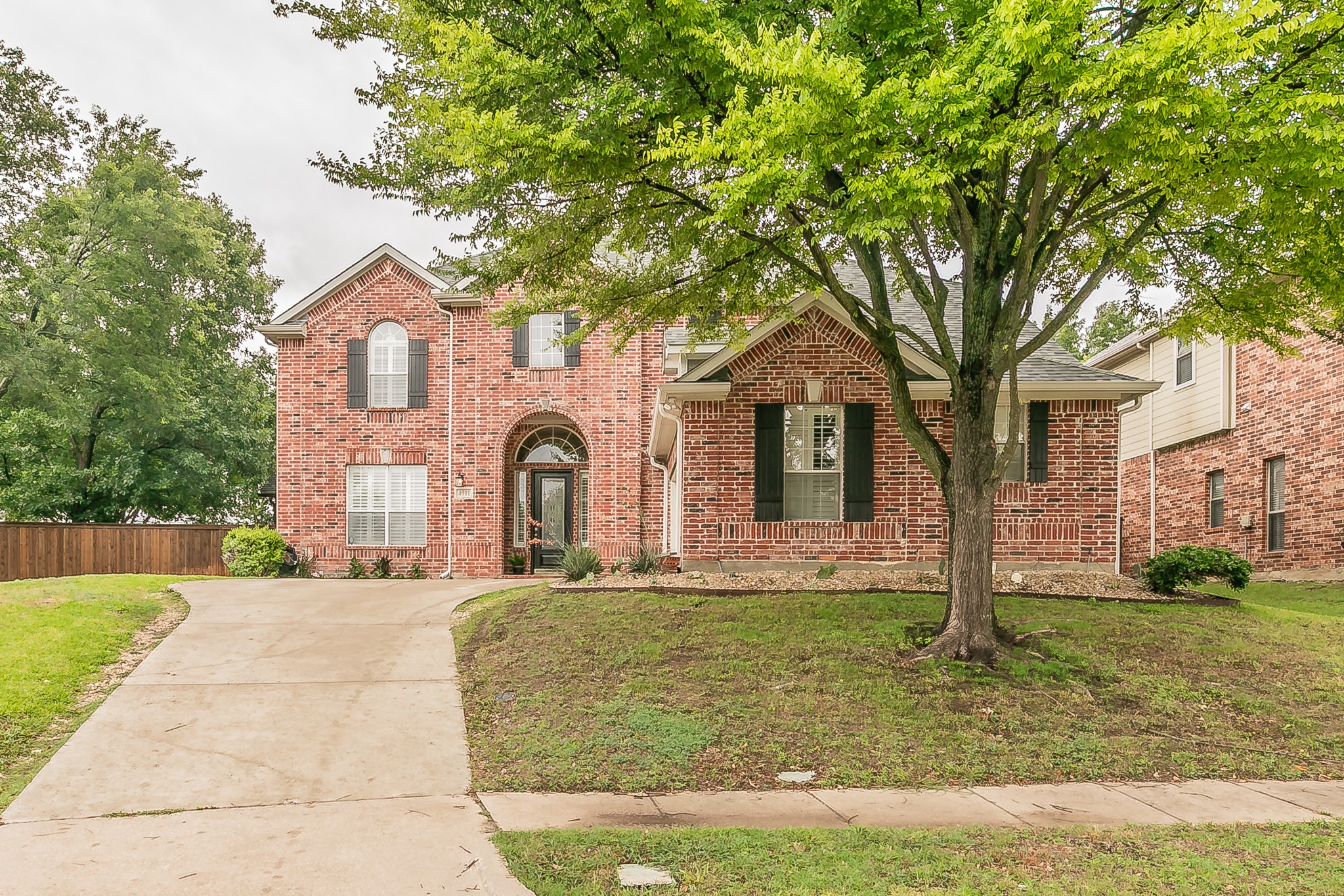 4911 Jamestown Lane