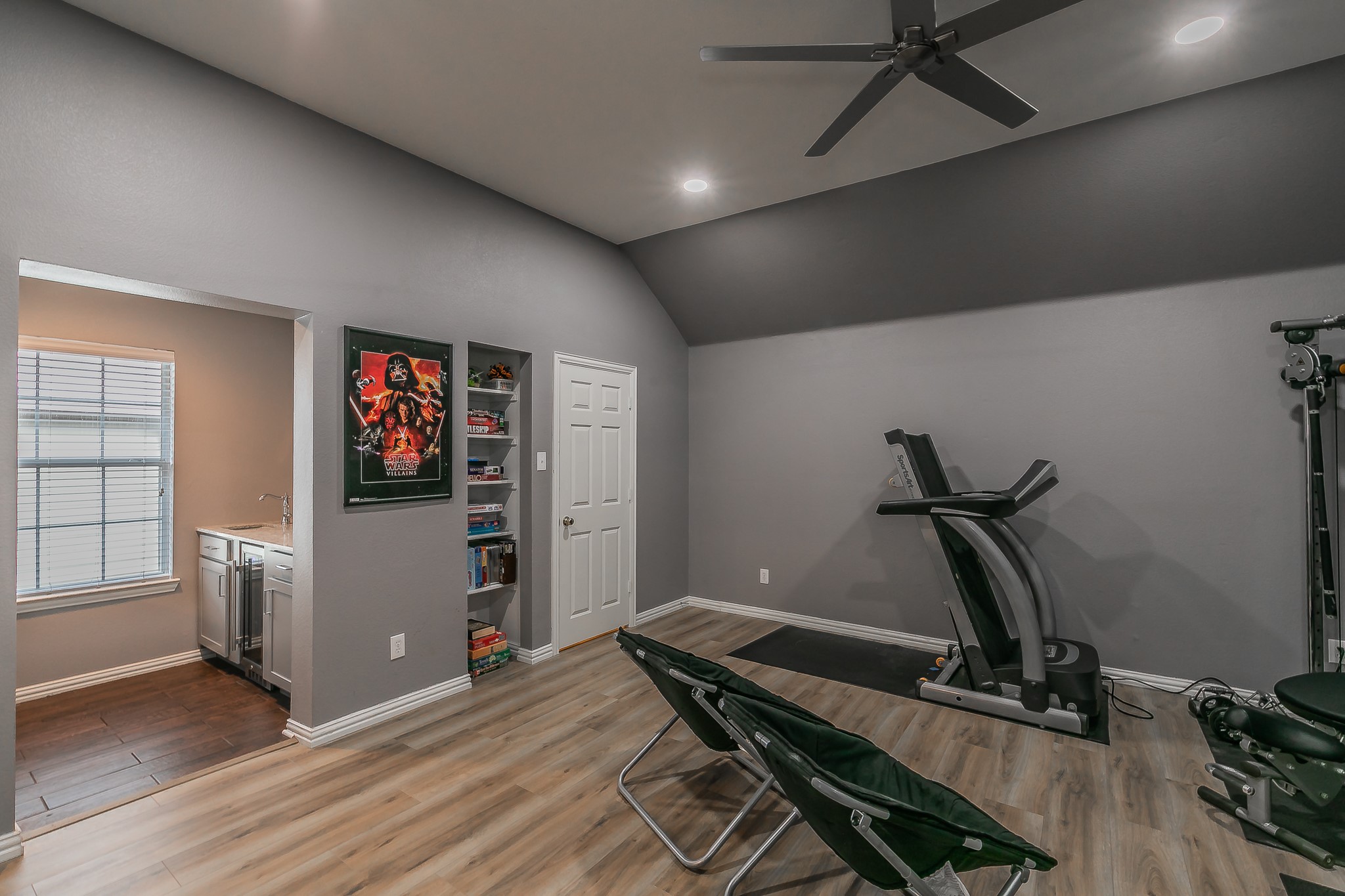 4911 Jamestown Lane