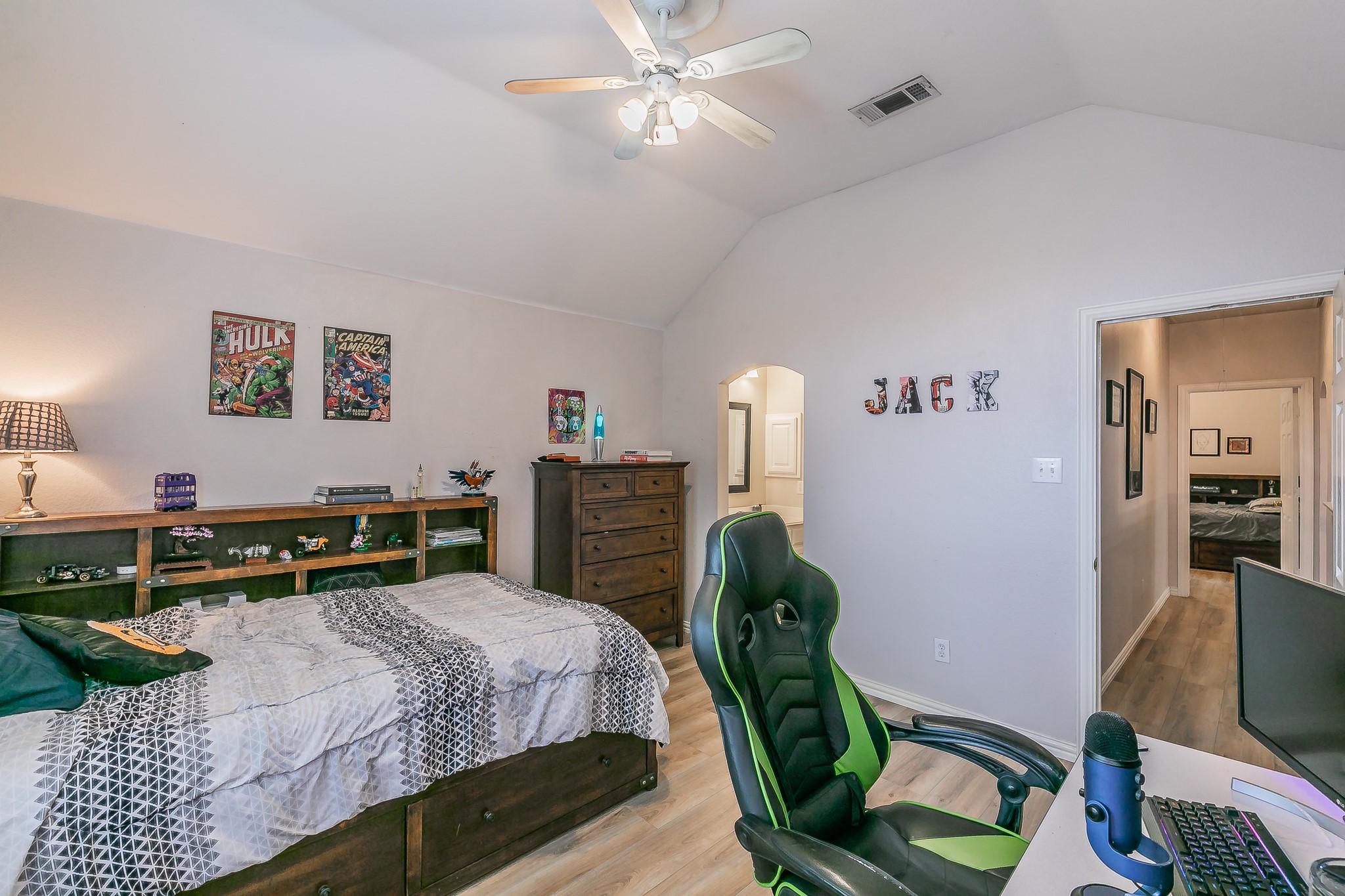 4911 Jamestown Lane