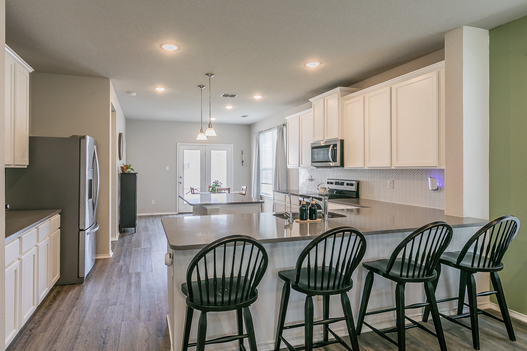 10041 Adams Lane