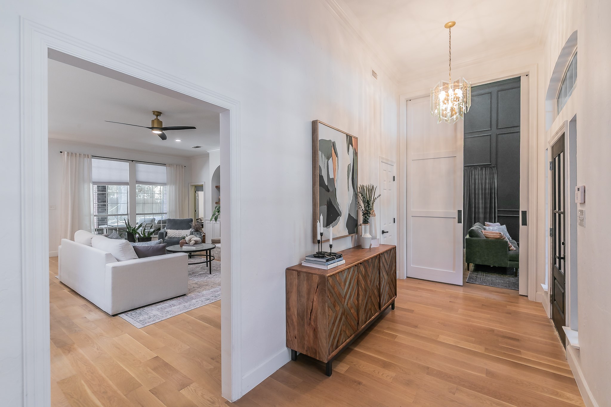 2807 Carriage Trail