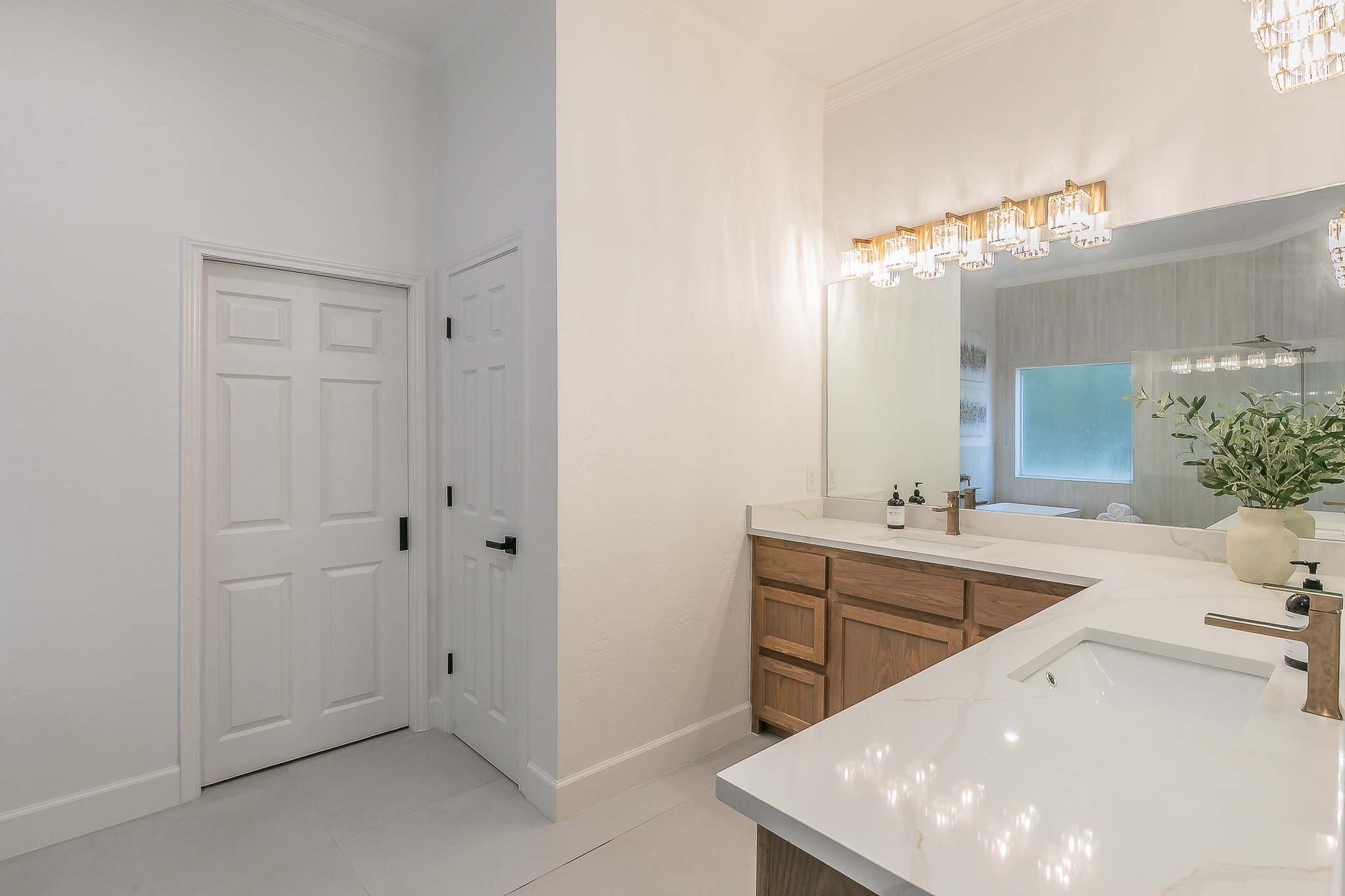 2807 Carriage Trail