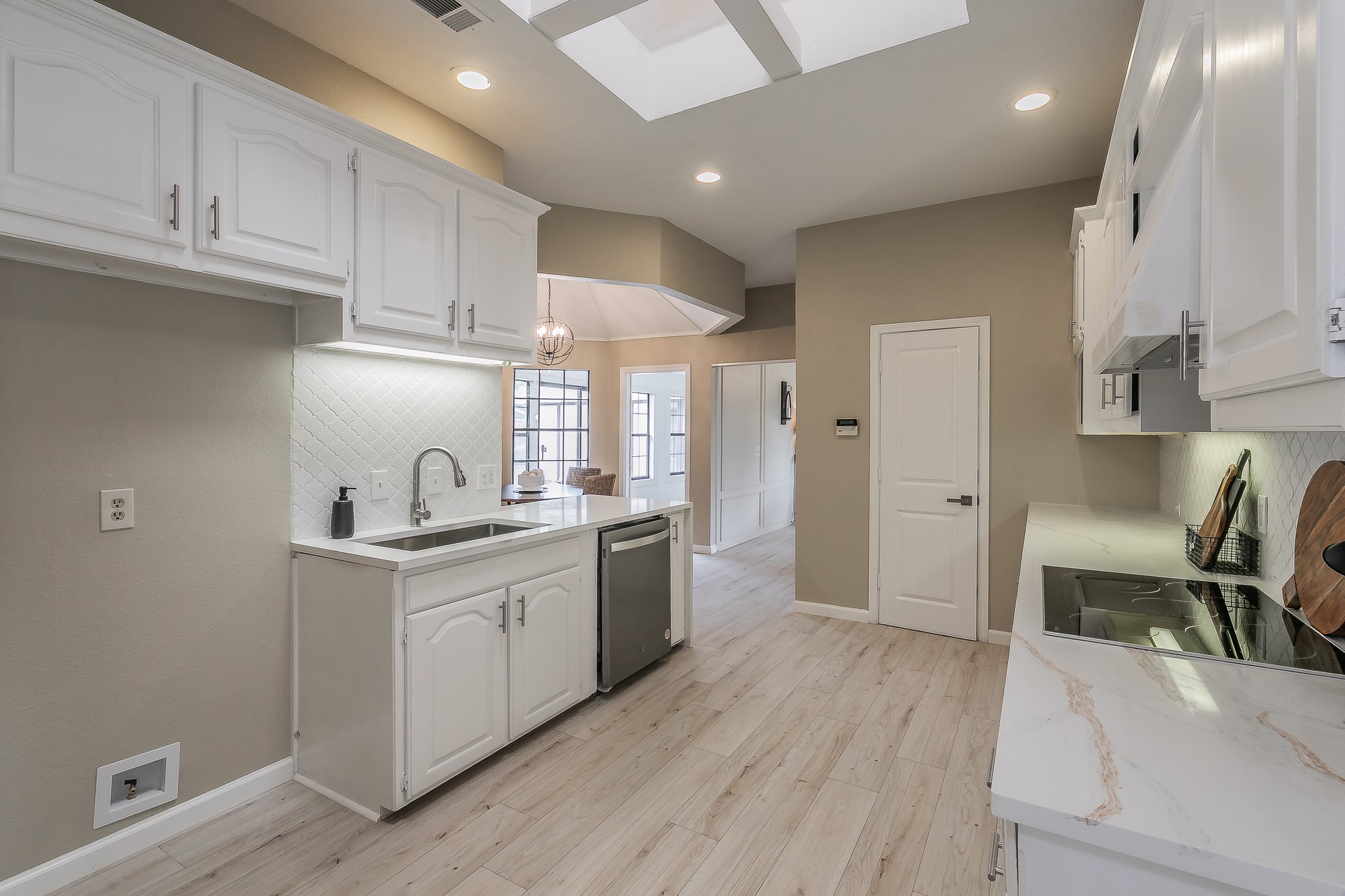 3304 Starlight Trail