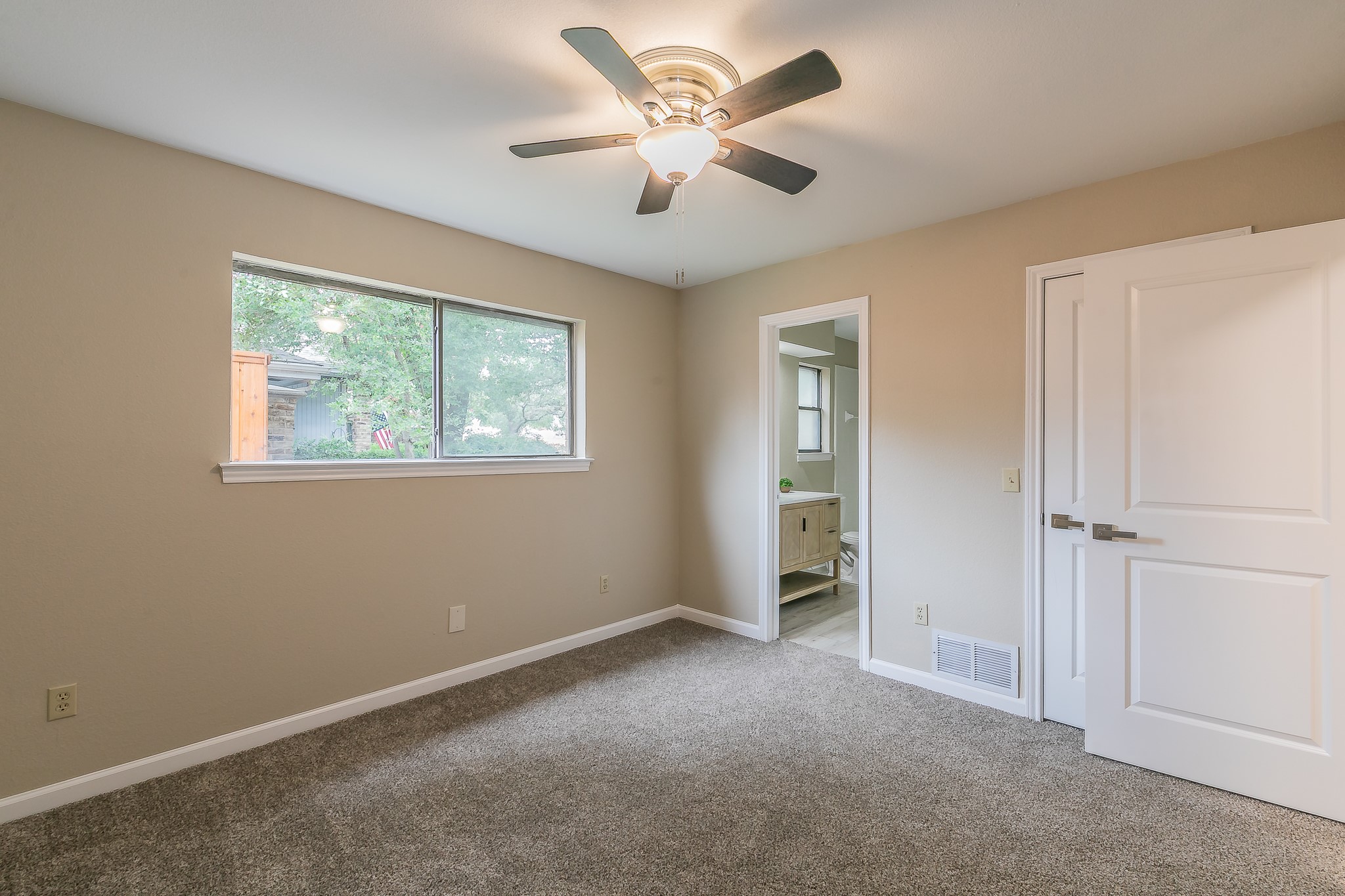 3304 Starlight Trail