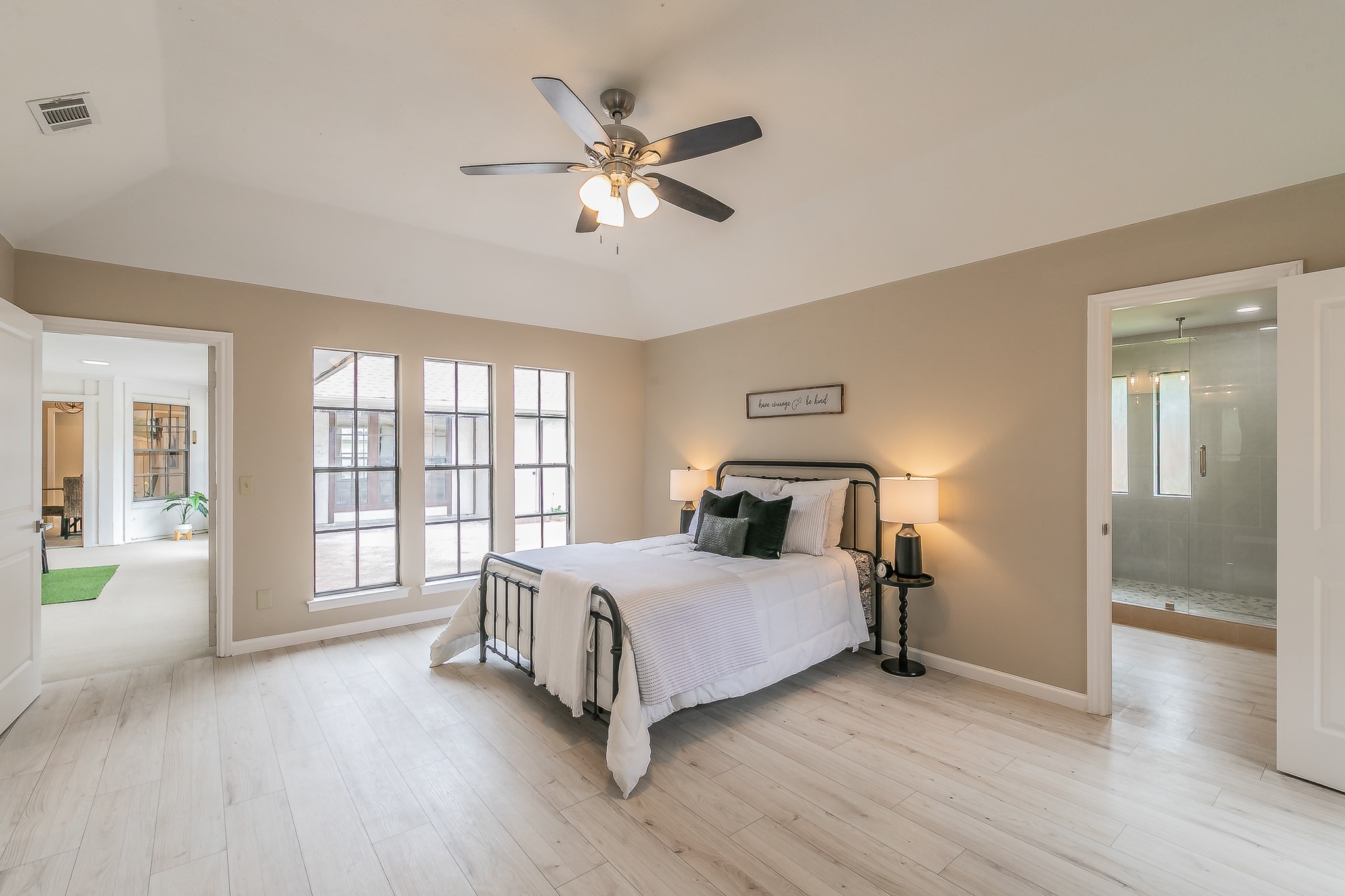 3304 Starlight Trail