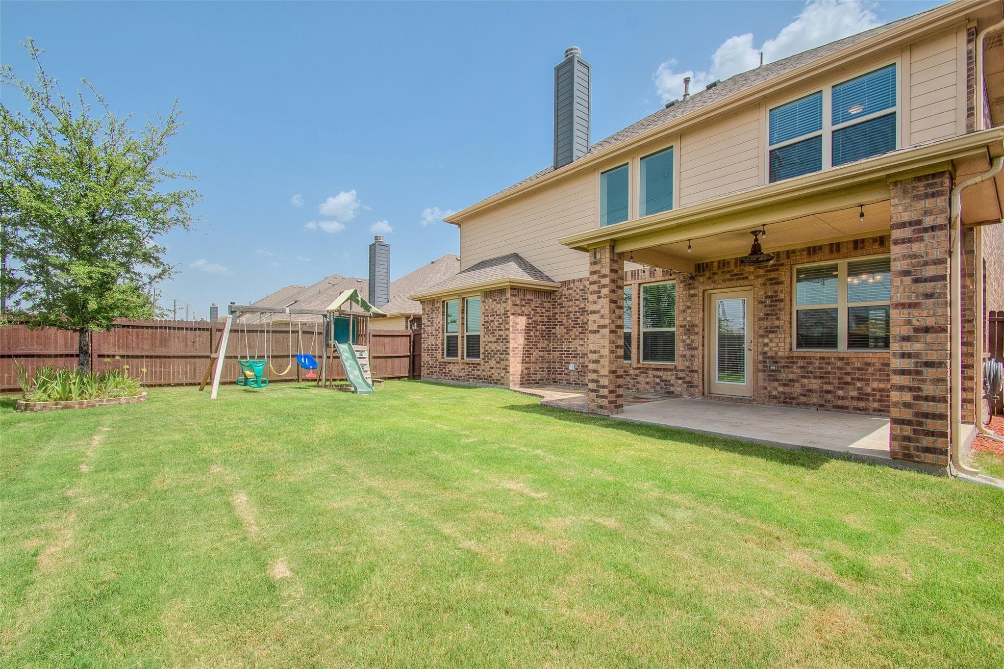 10128 Horseshoe Lane