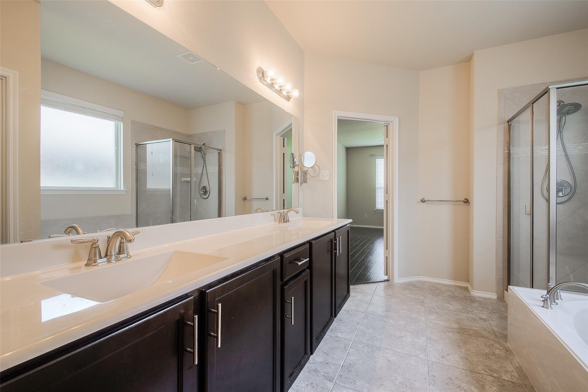 10128 Horseshoe Lane