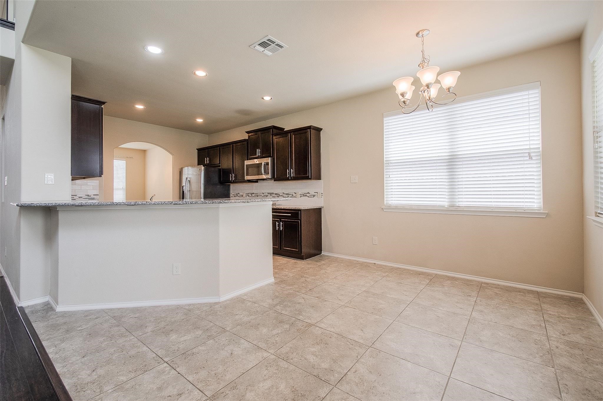 10128 Horseshoe Lane