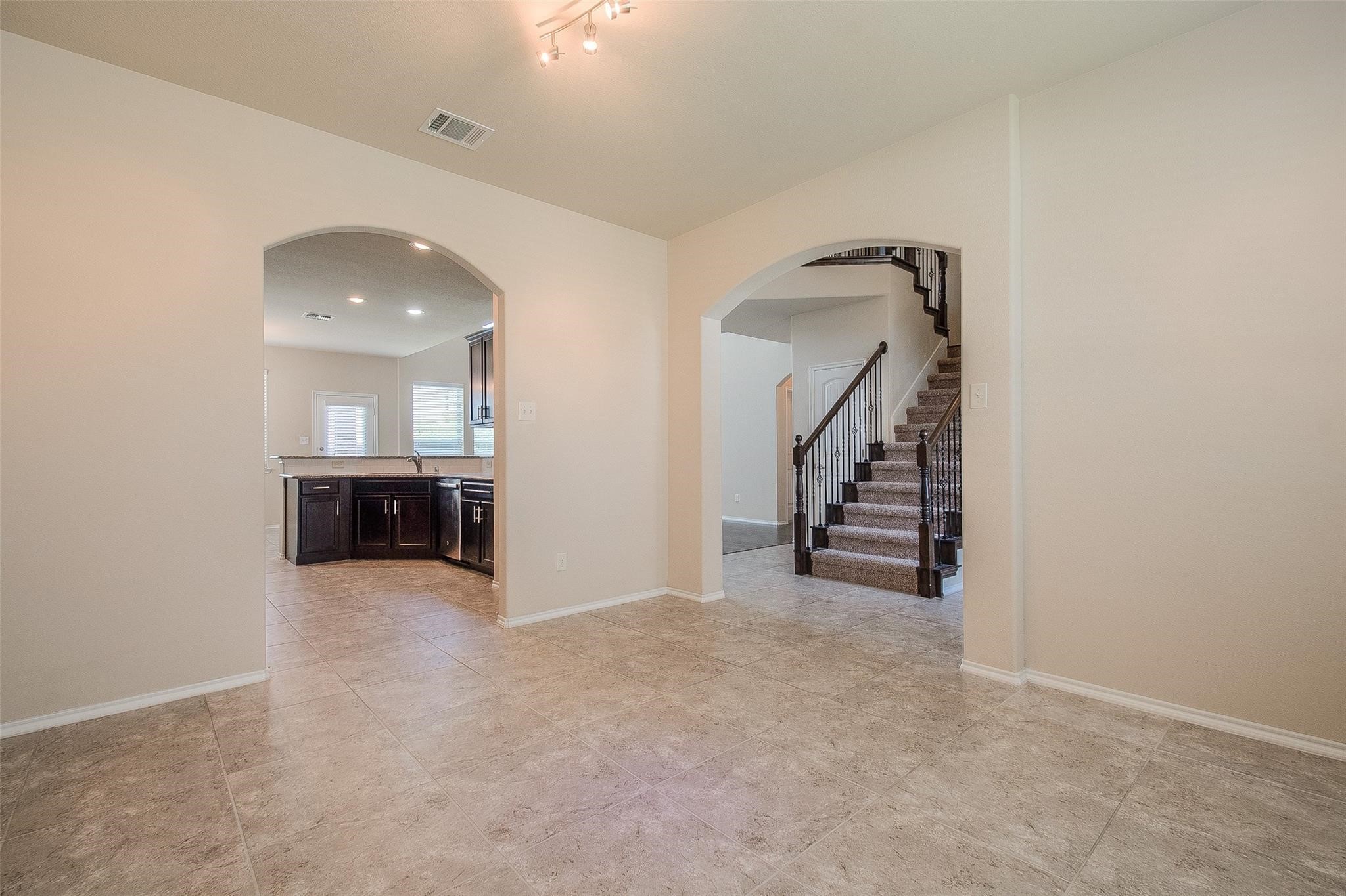 10128 Horseshoe Lane