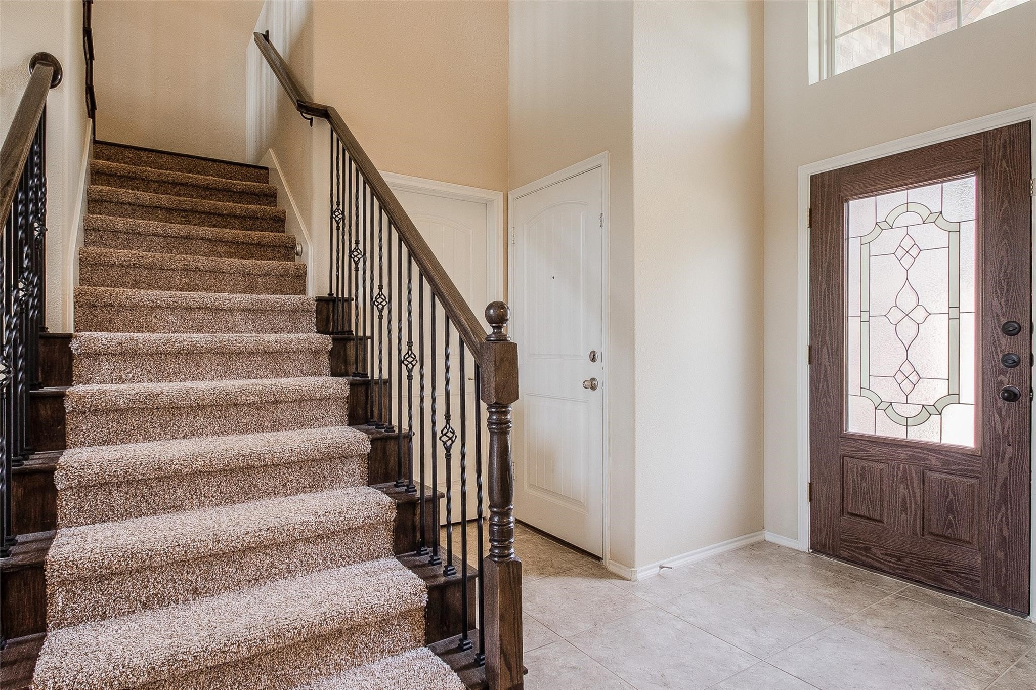 10128 Horseshoe Lane