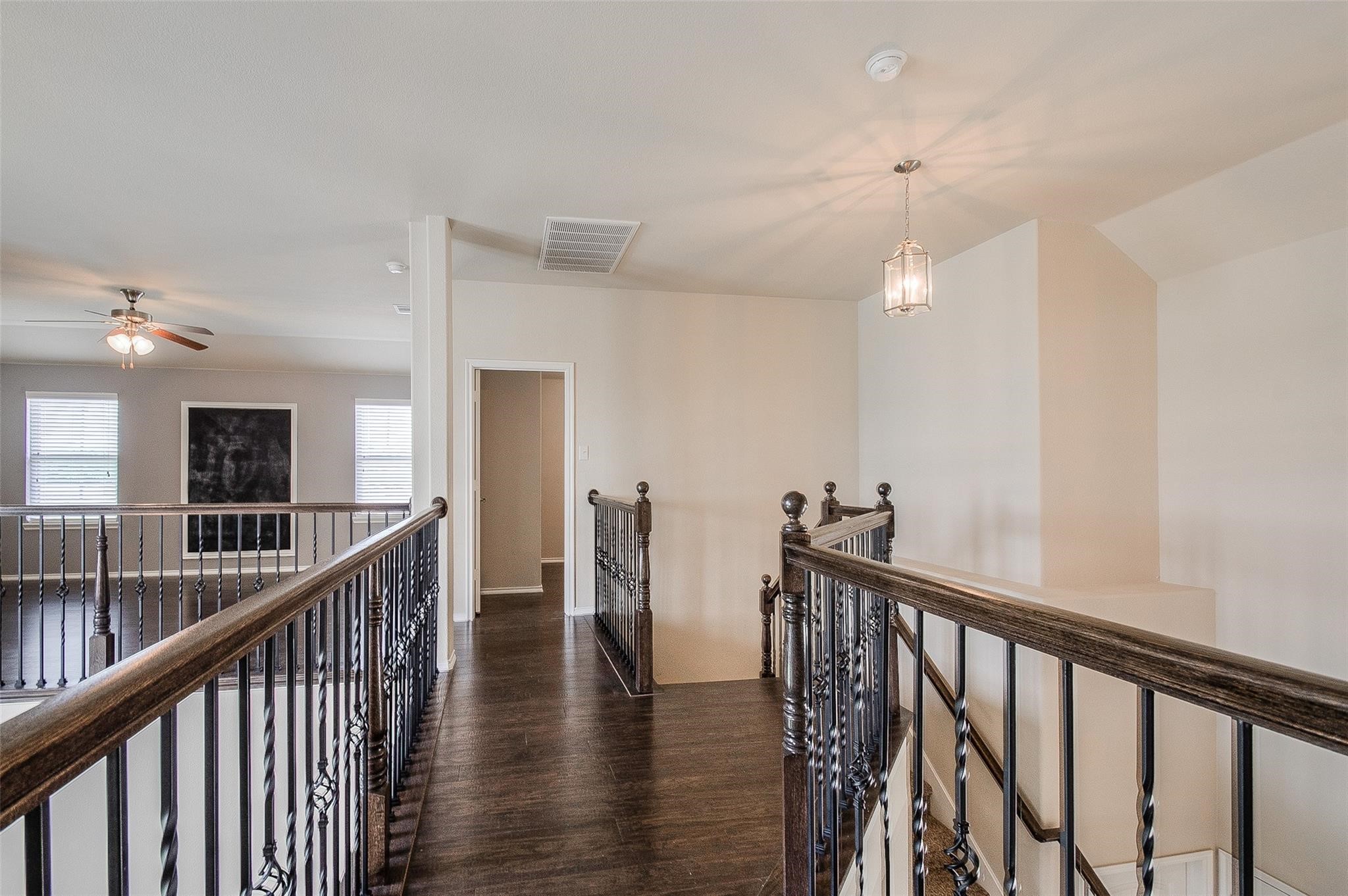 10128 Horseshoe Lane