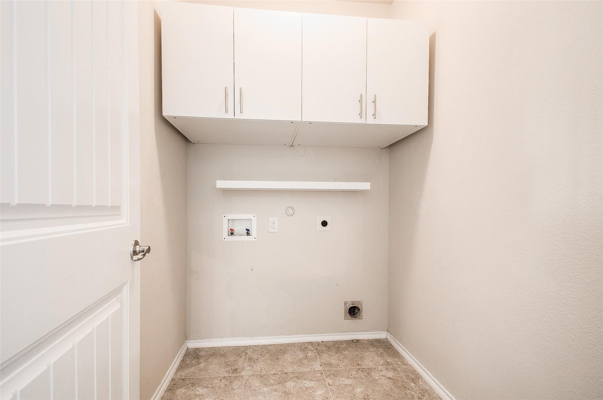 10128 Horseshoe Lane