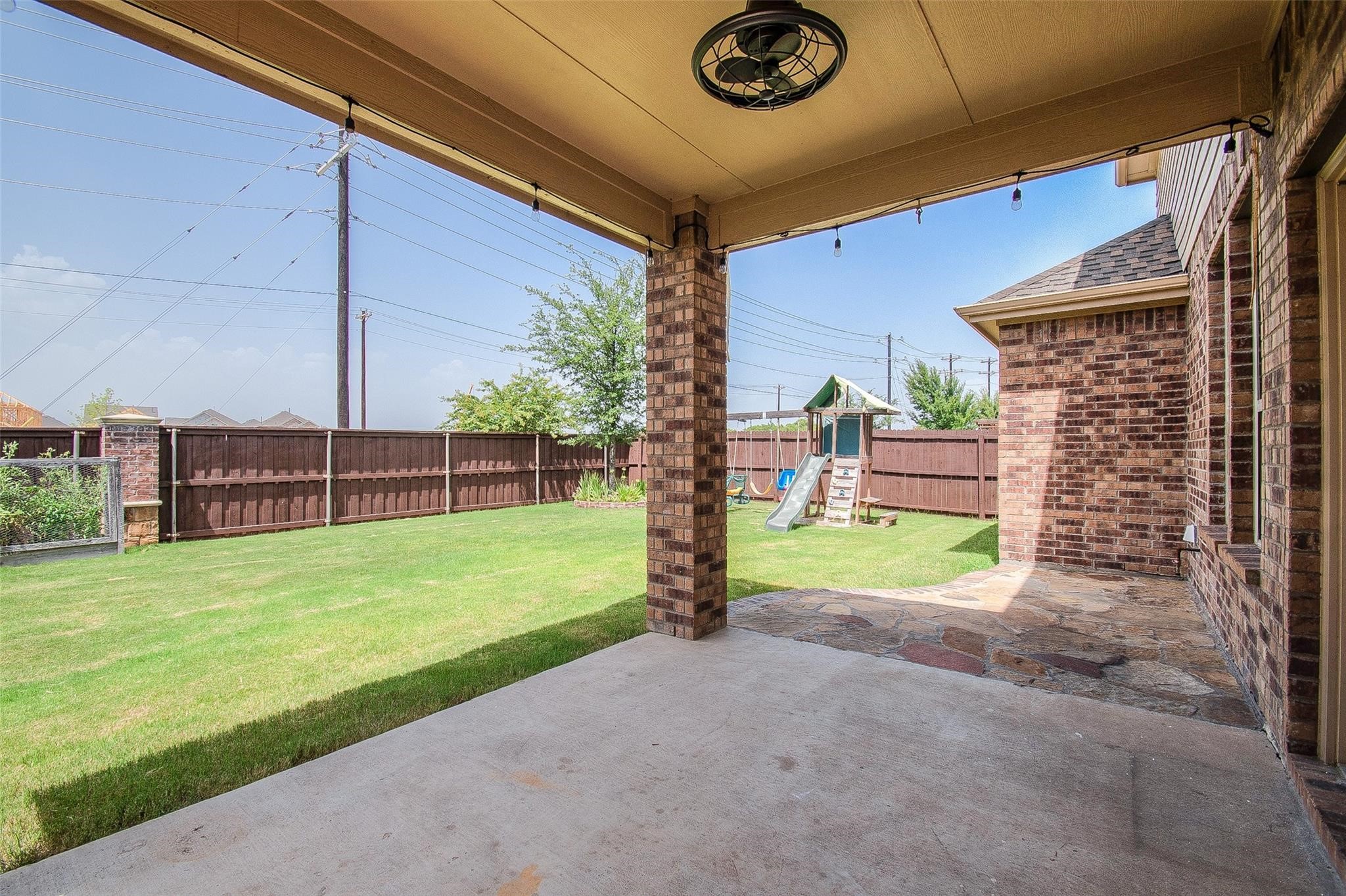 10128 Horseshoe Lane