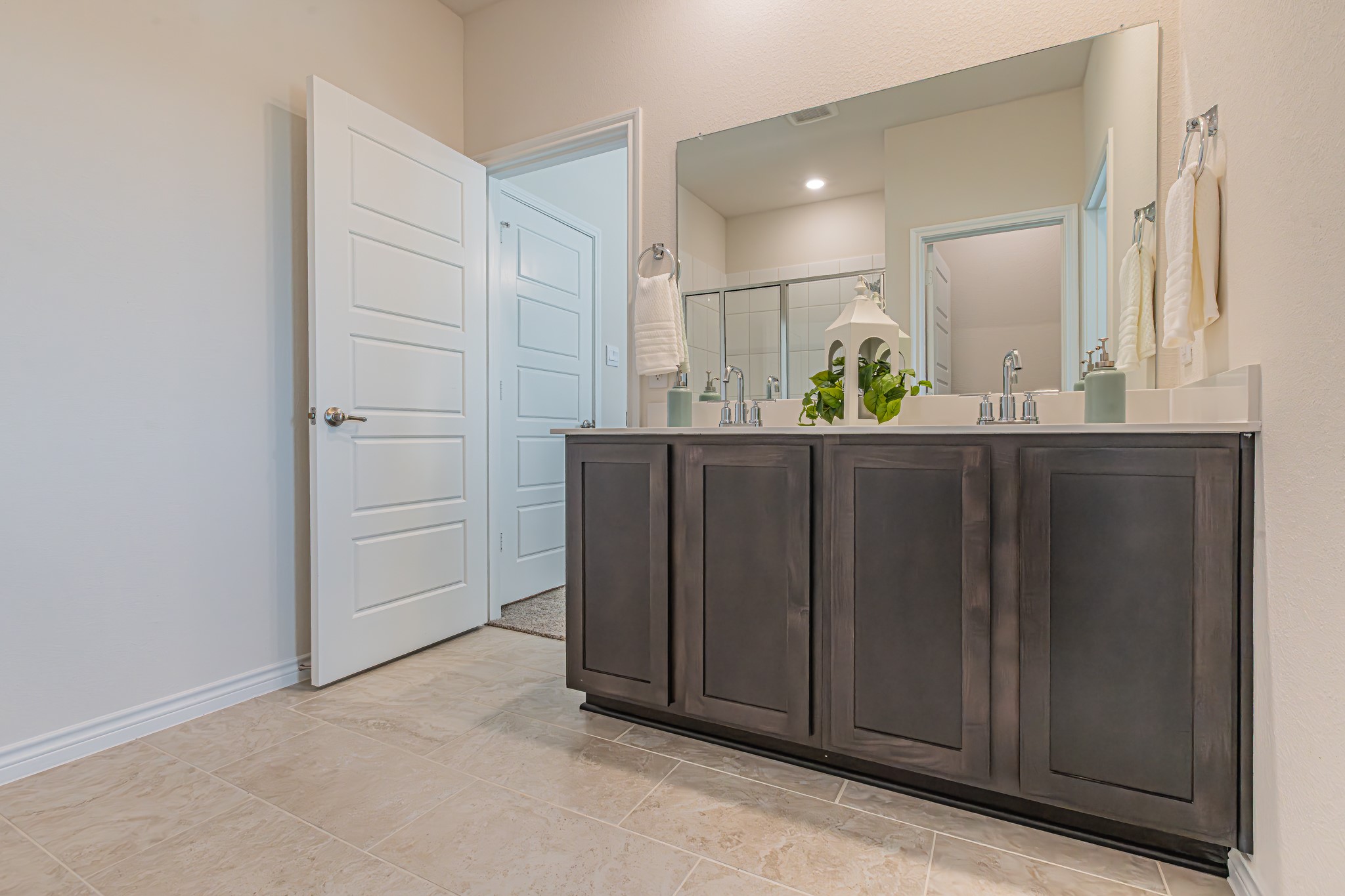 736 Thorn Creek Drive