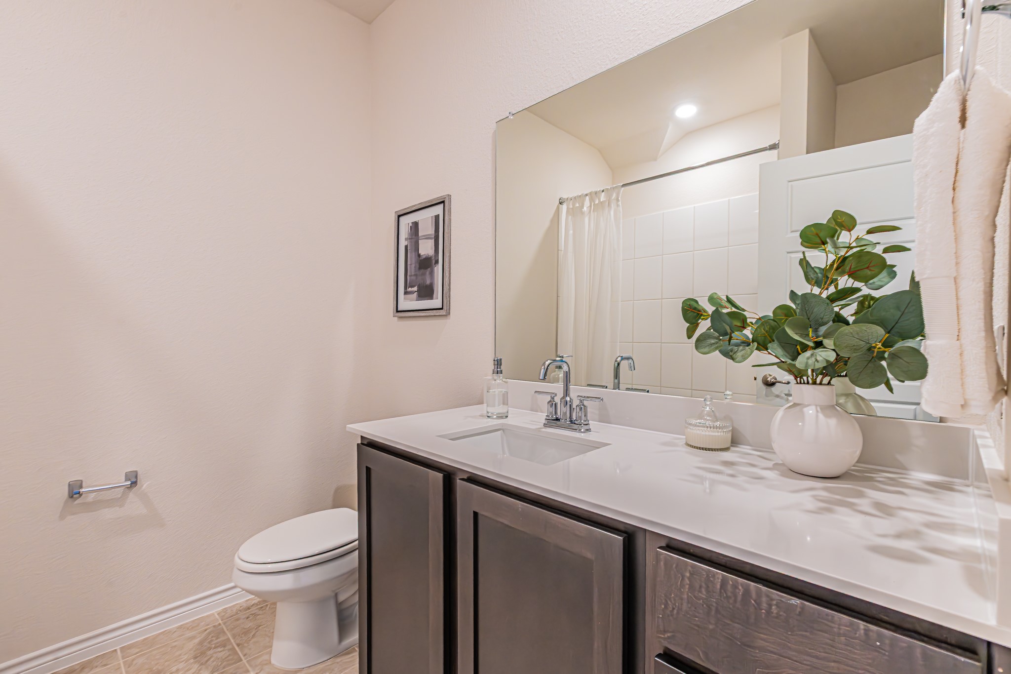 736 Thorn Creek Drive