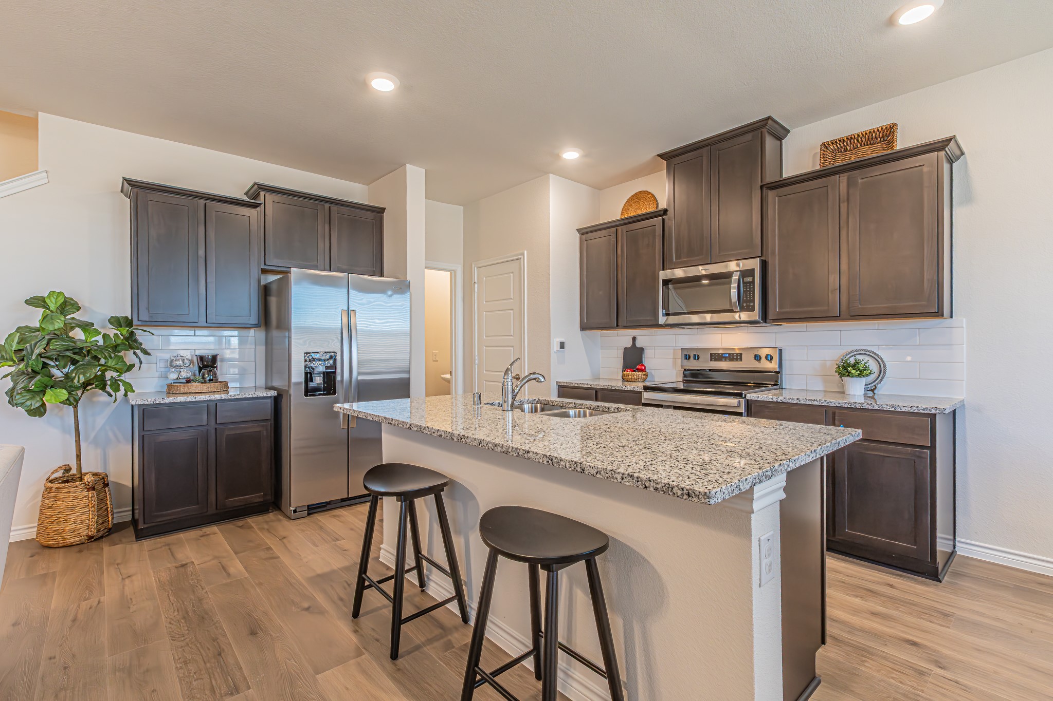 736 Thorn Creek Drive