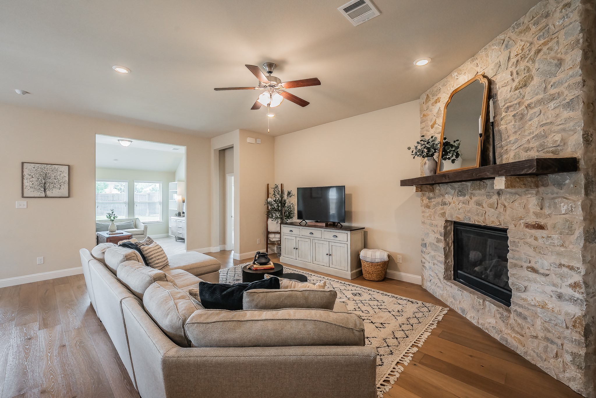 3513 Charleston Drive