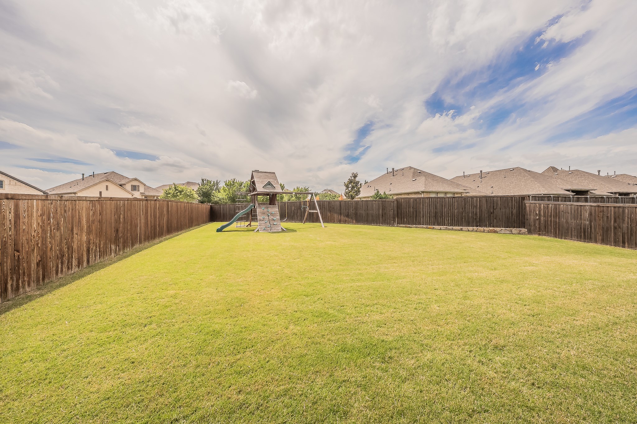 3513 Charleston Drive