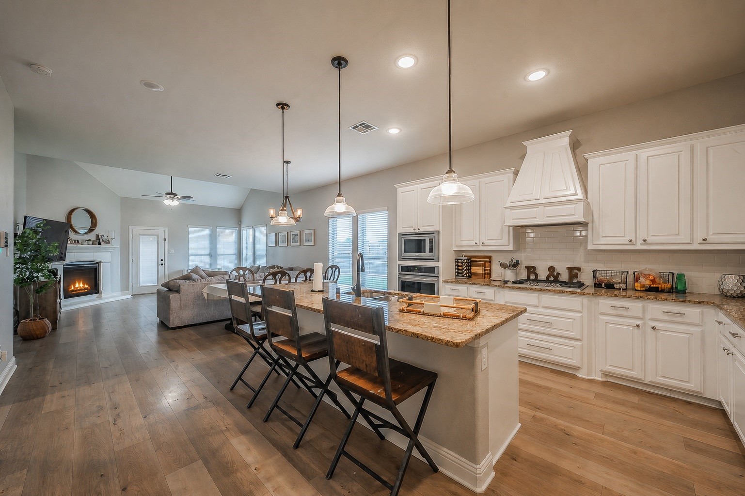 10700 Marble Falls Place
