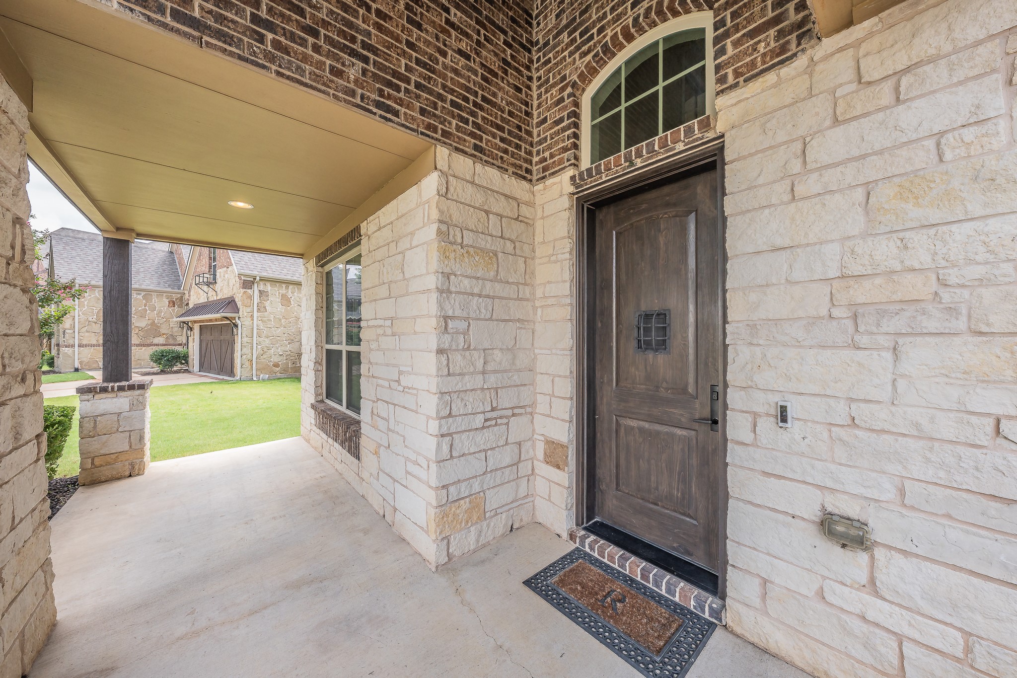 1233 Clearwater Drive