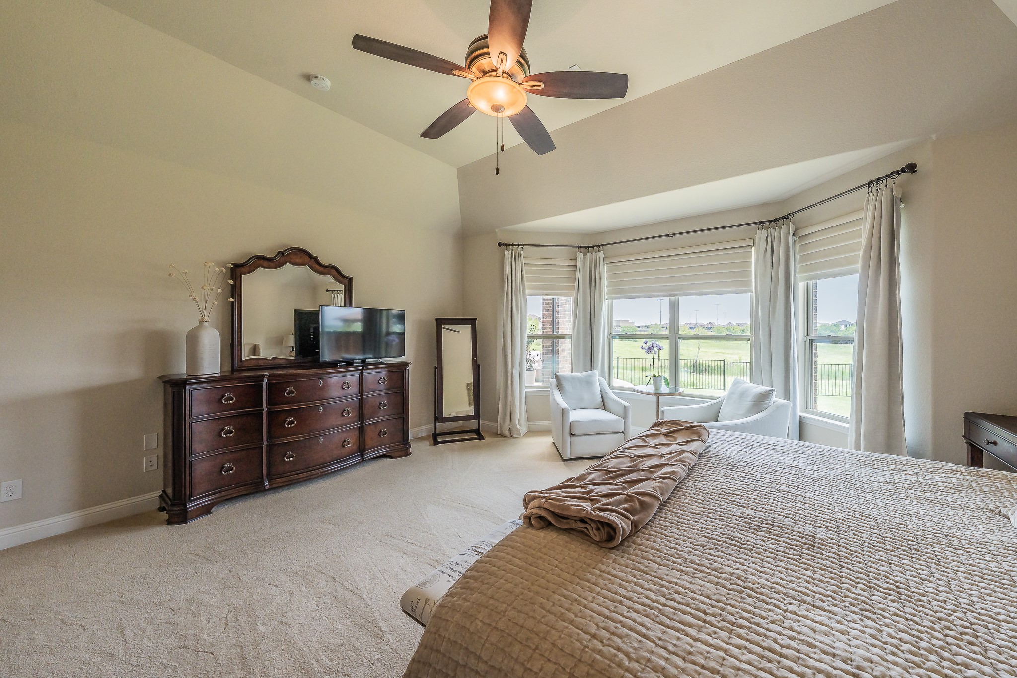 1233 Clearwater Drive