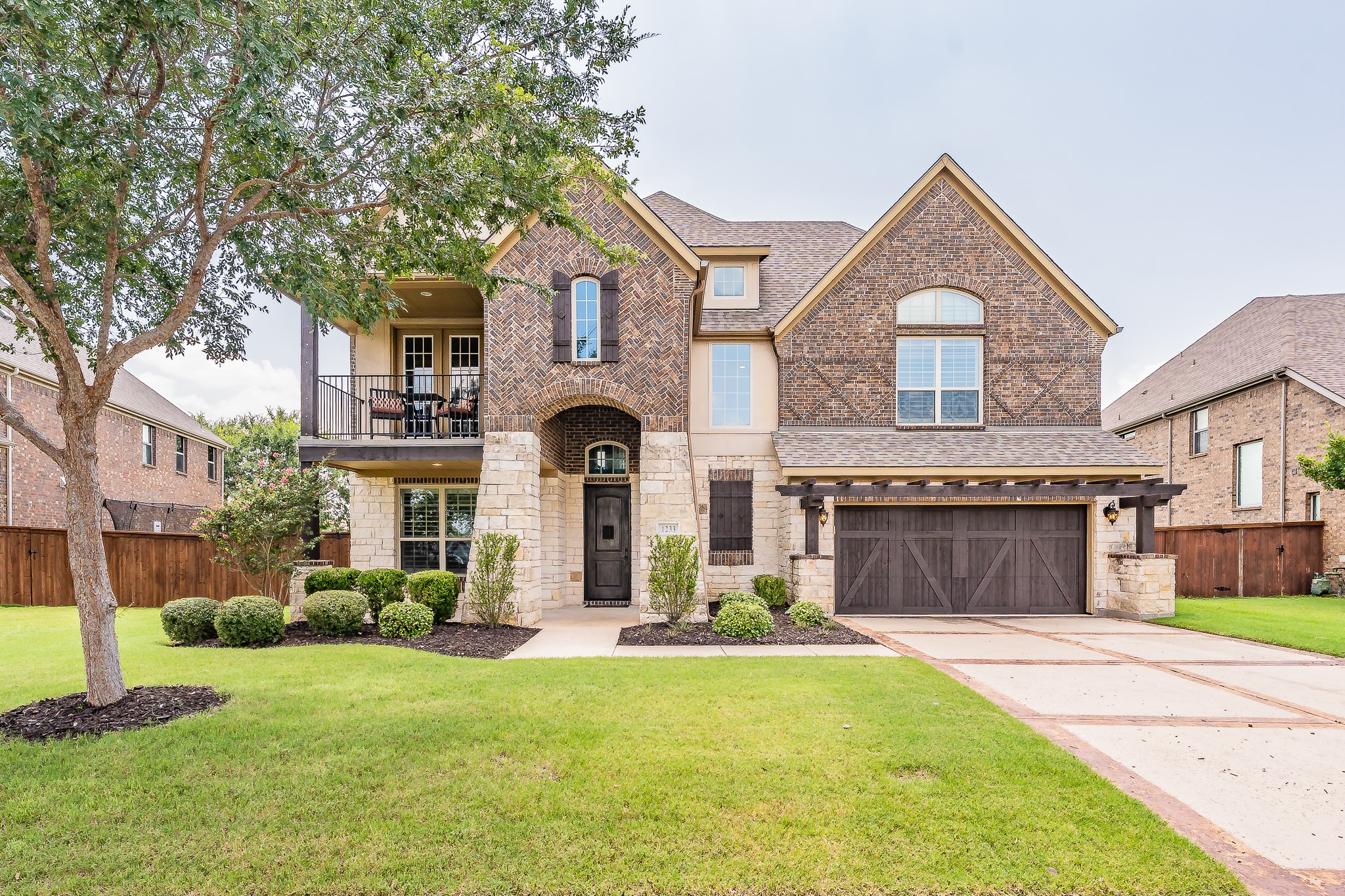 1233 Clearwater Drive