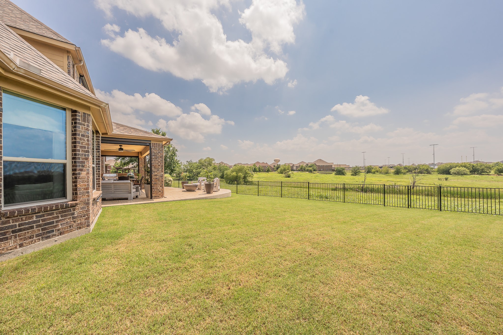 1233 Clearwater Drive