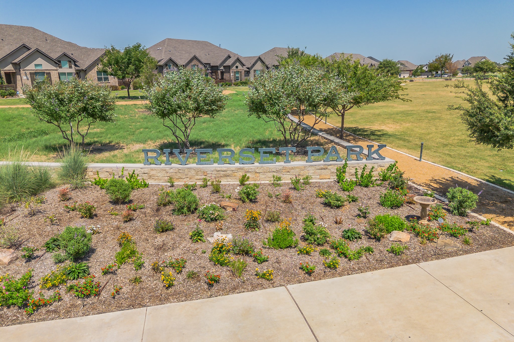 1634 Dewberry Lane