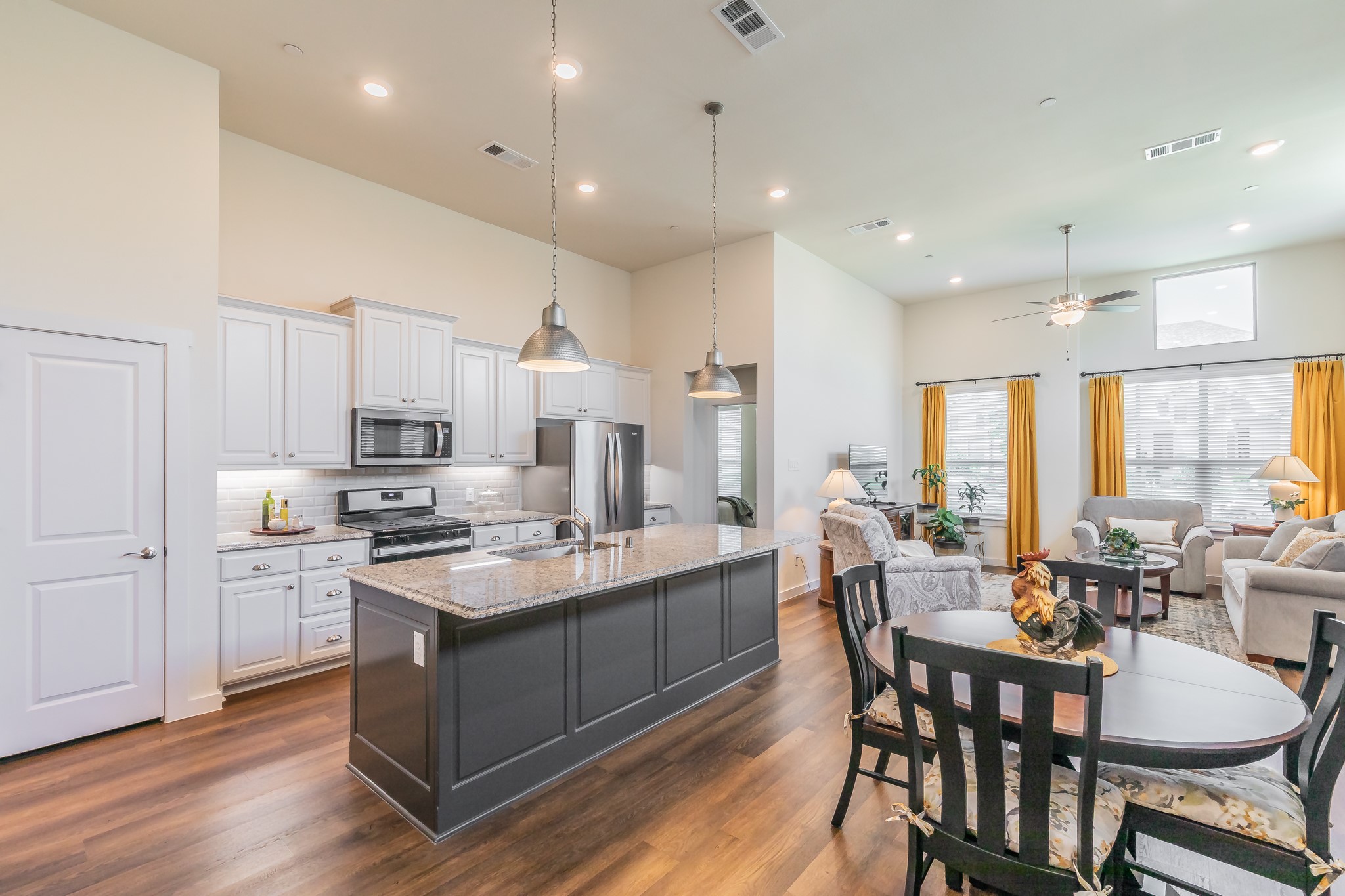 1634 Dewberry Lane