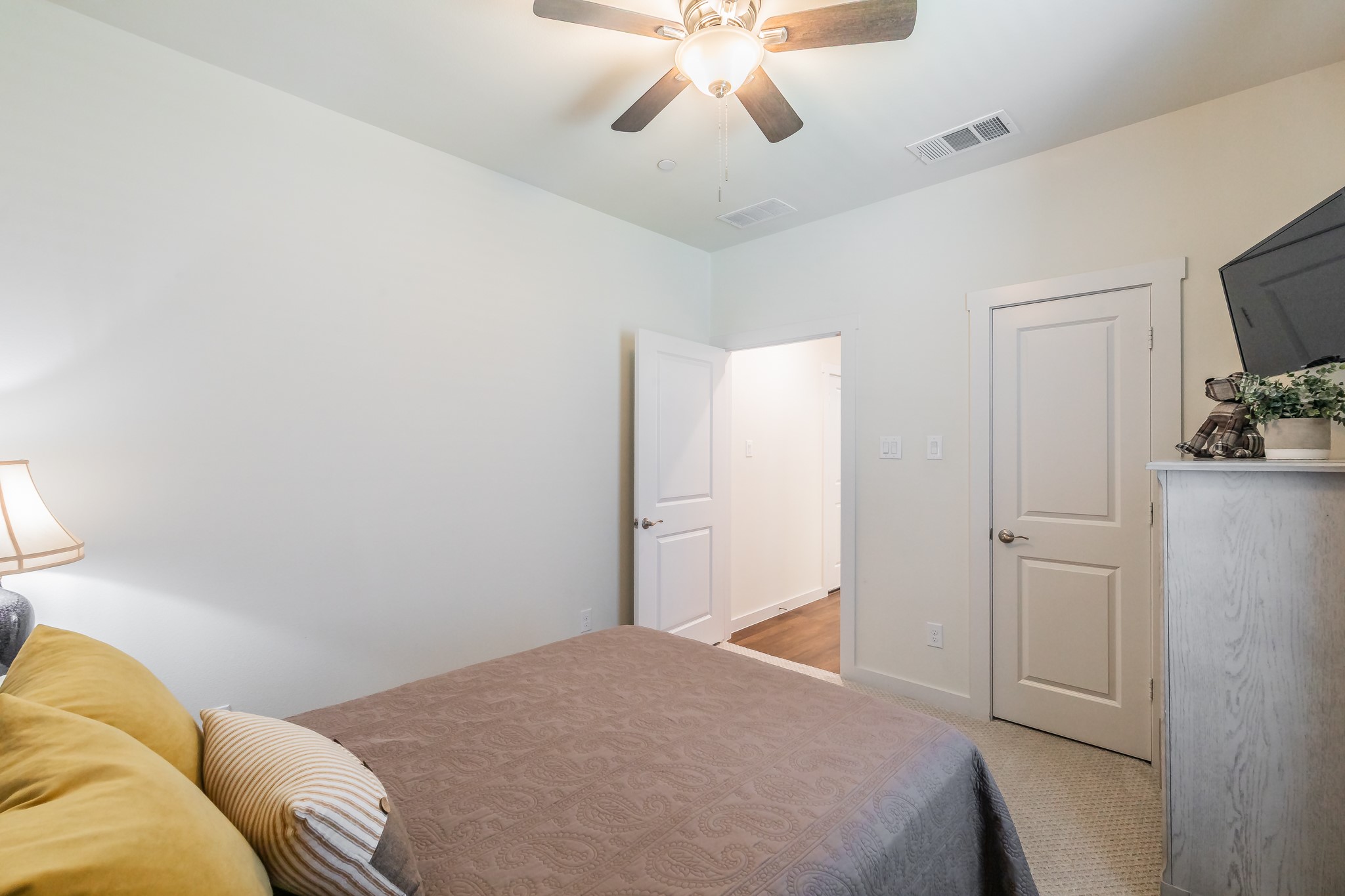 1634 Dewberry Lane