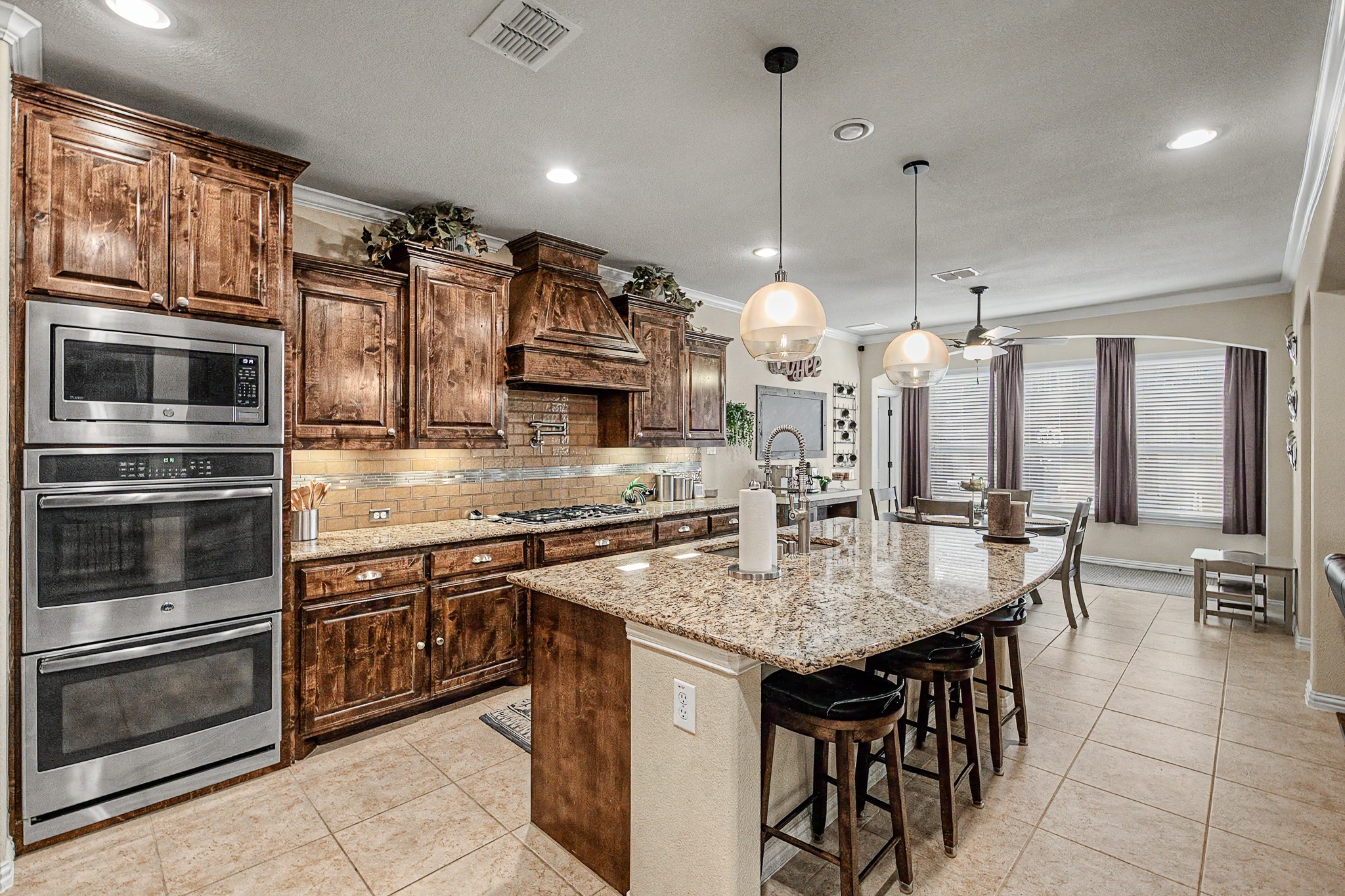 9939 Amberwoods Lane