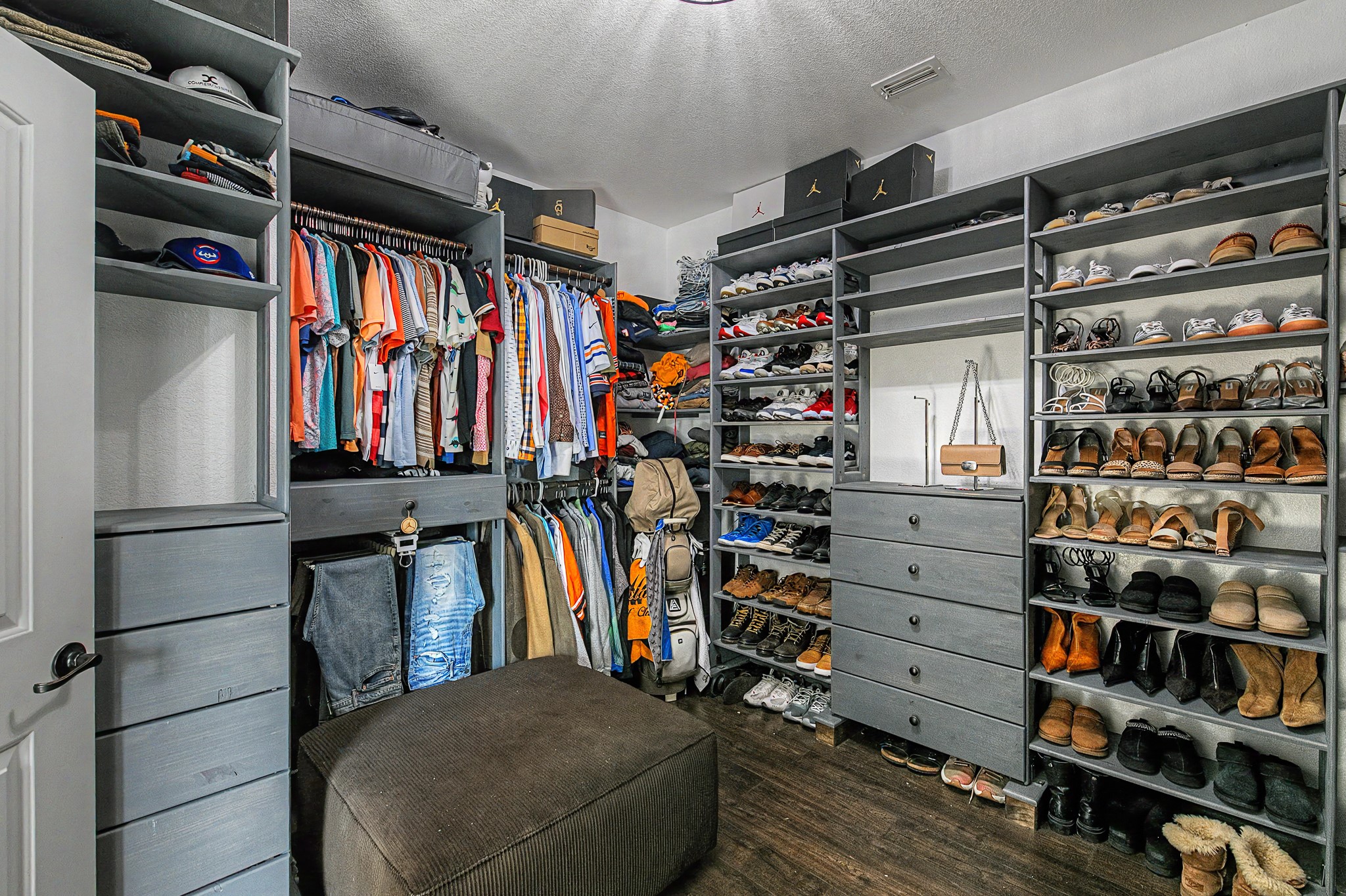 9939 Amberwoods Lane