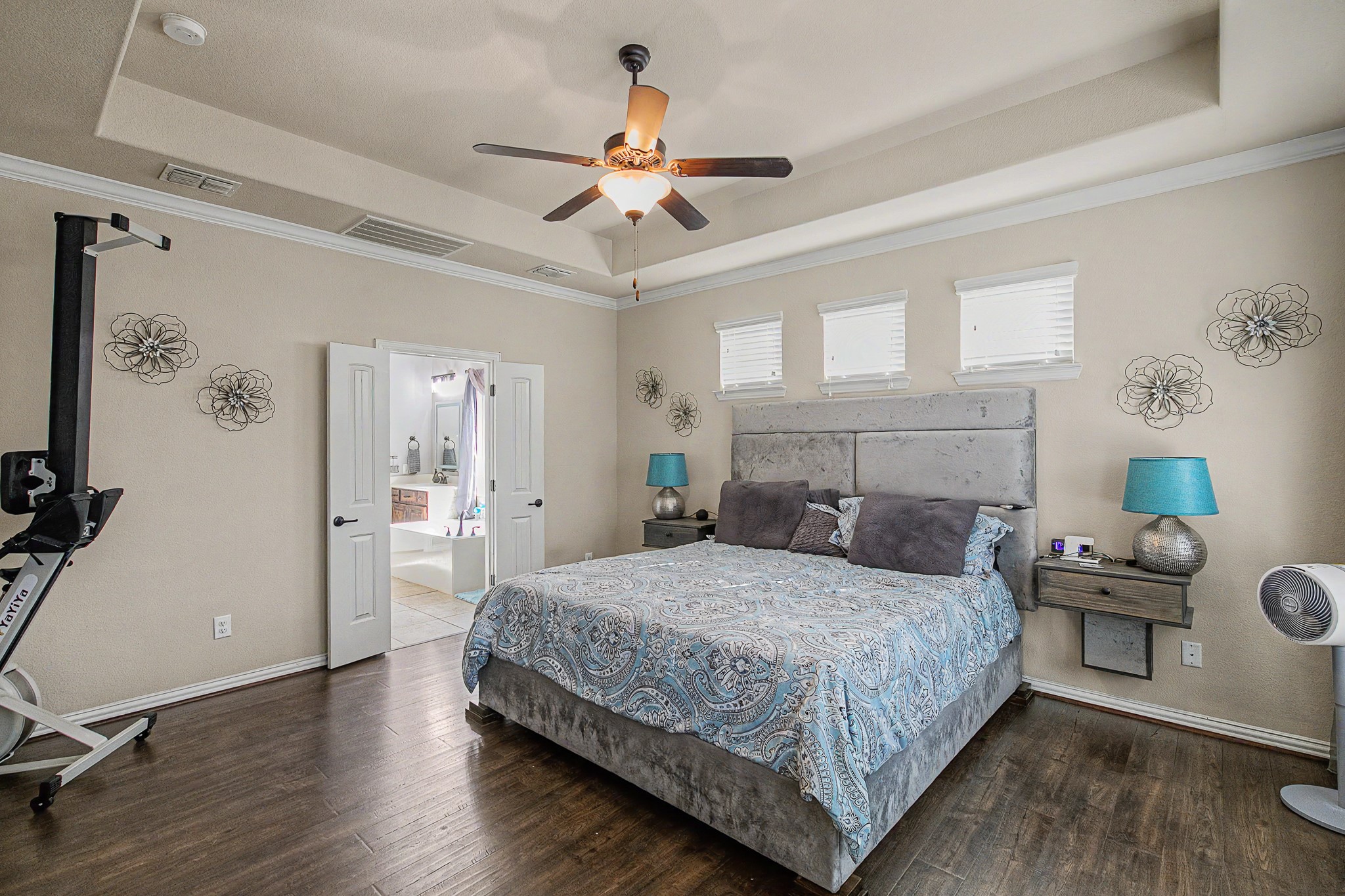 9939 Amberwoods Lane