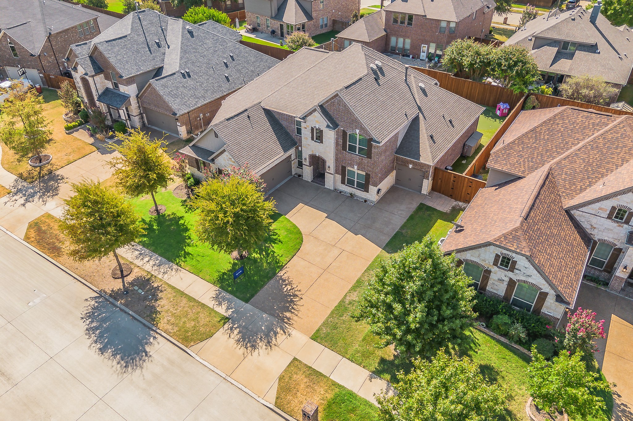 9939 Amberwoods Lane