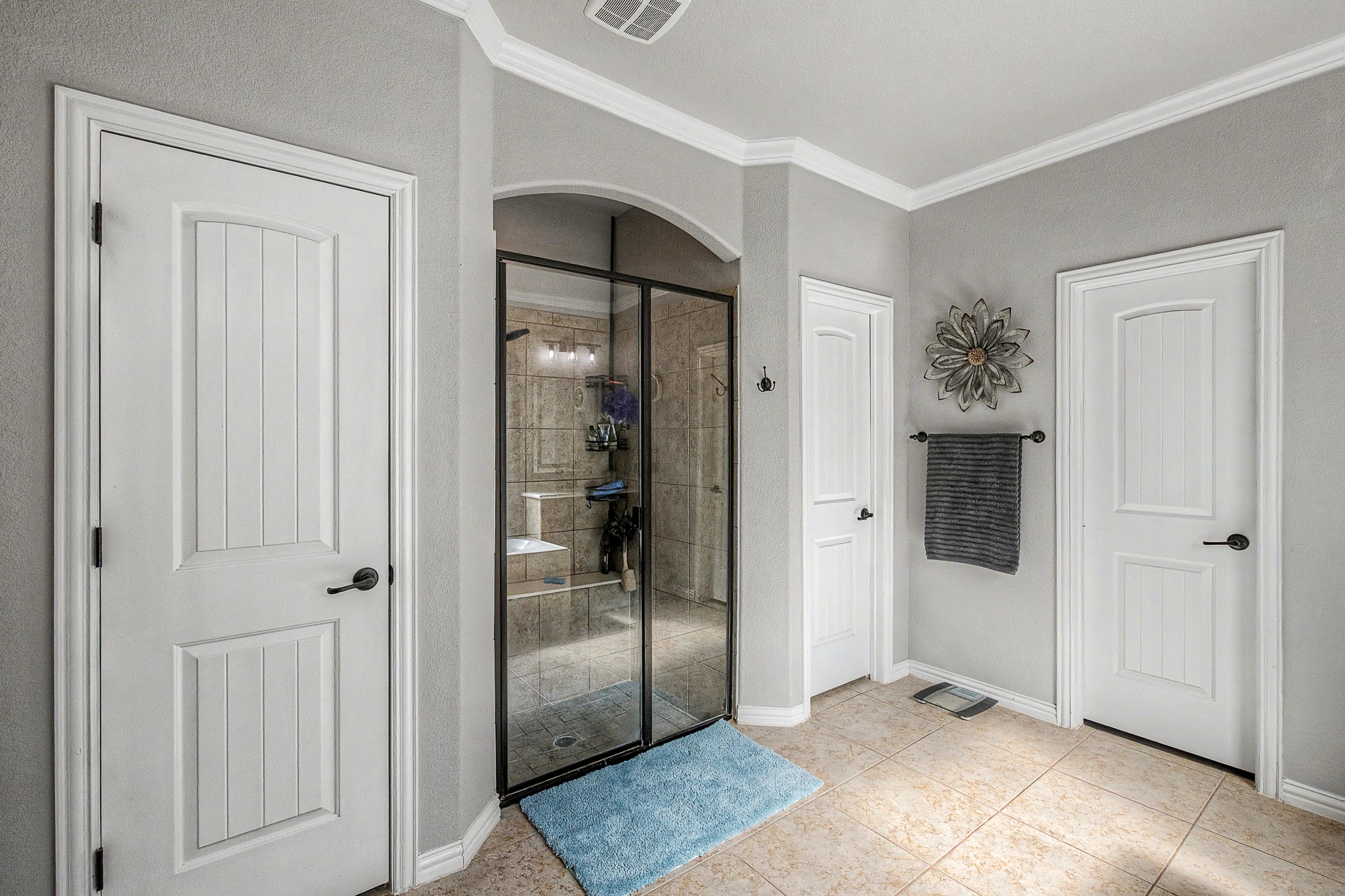 9939 Amberwoods Lane