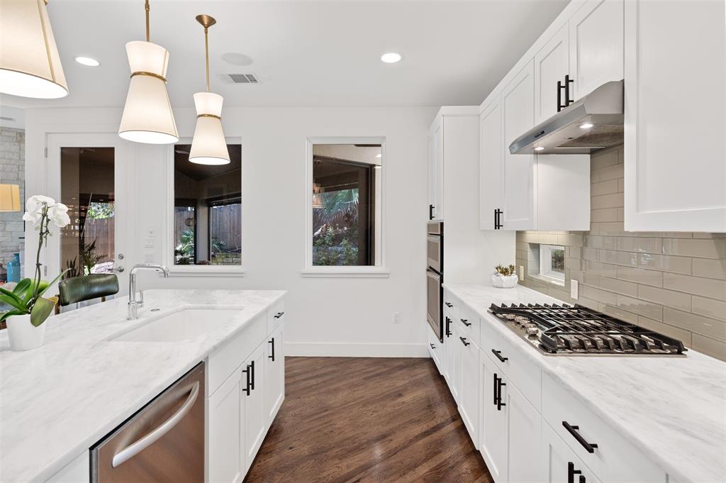 5714 Sam Houston CIR