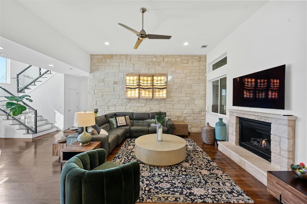 5714 Sam Houston CIR