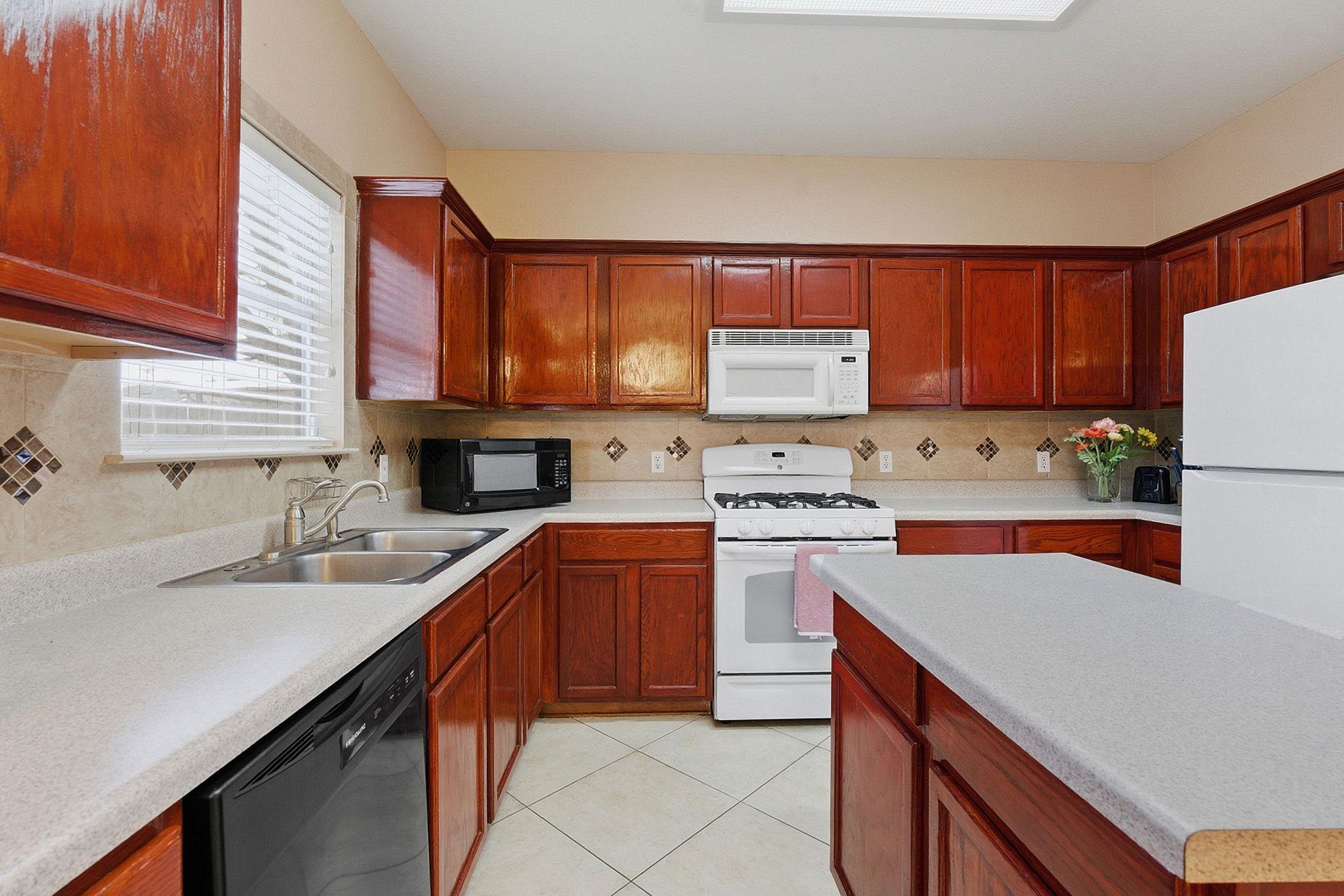 1424 Marsh Harbour DR