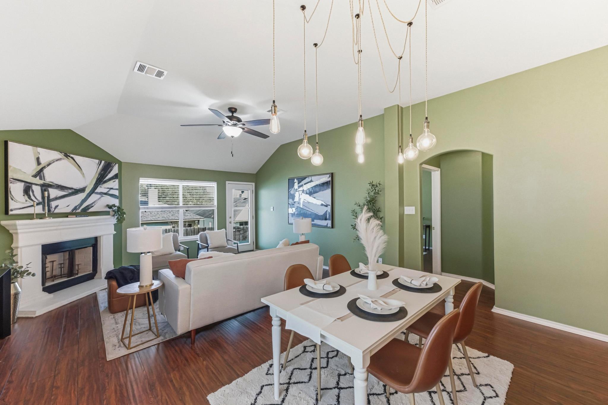 9207 Pioneer Forest DR