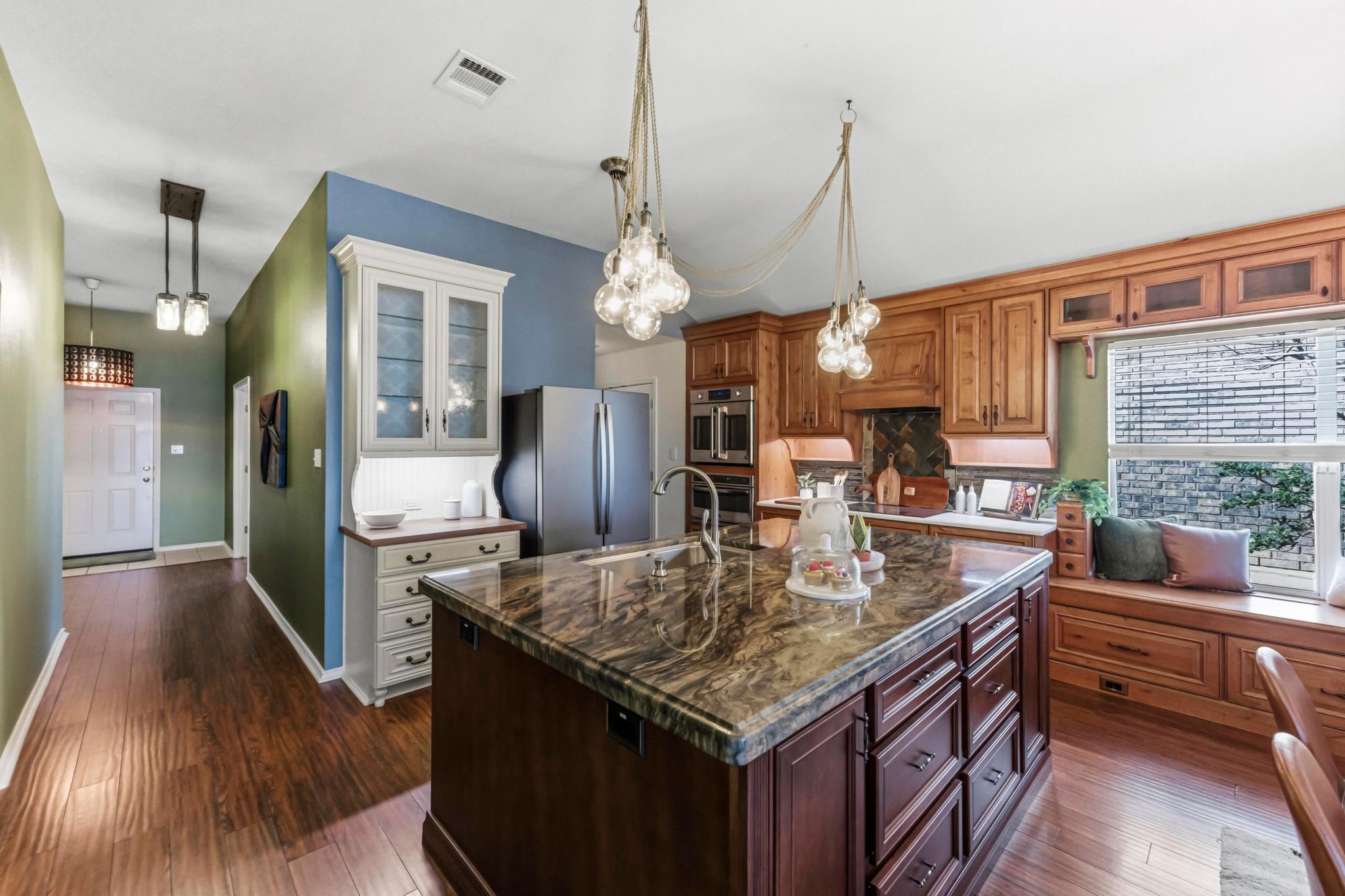 9207 Pioneer Forest DR