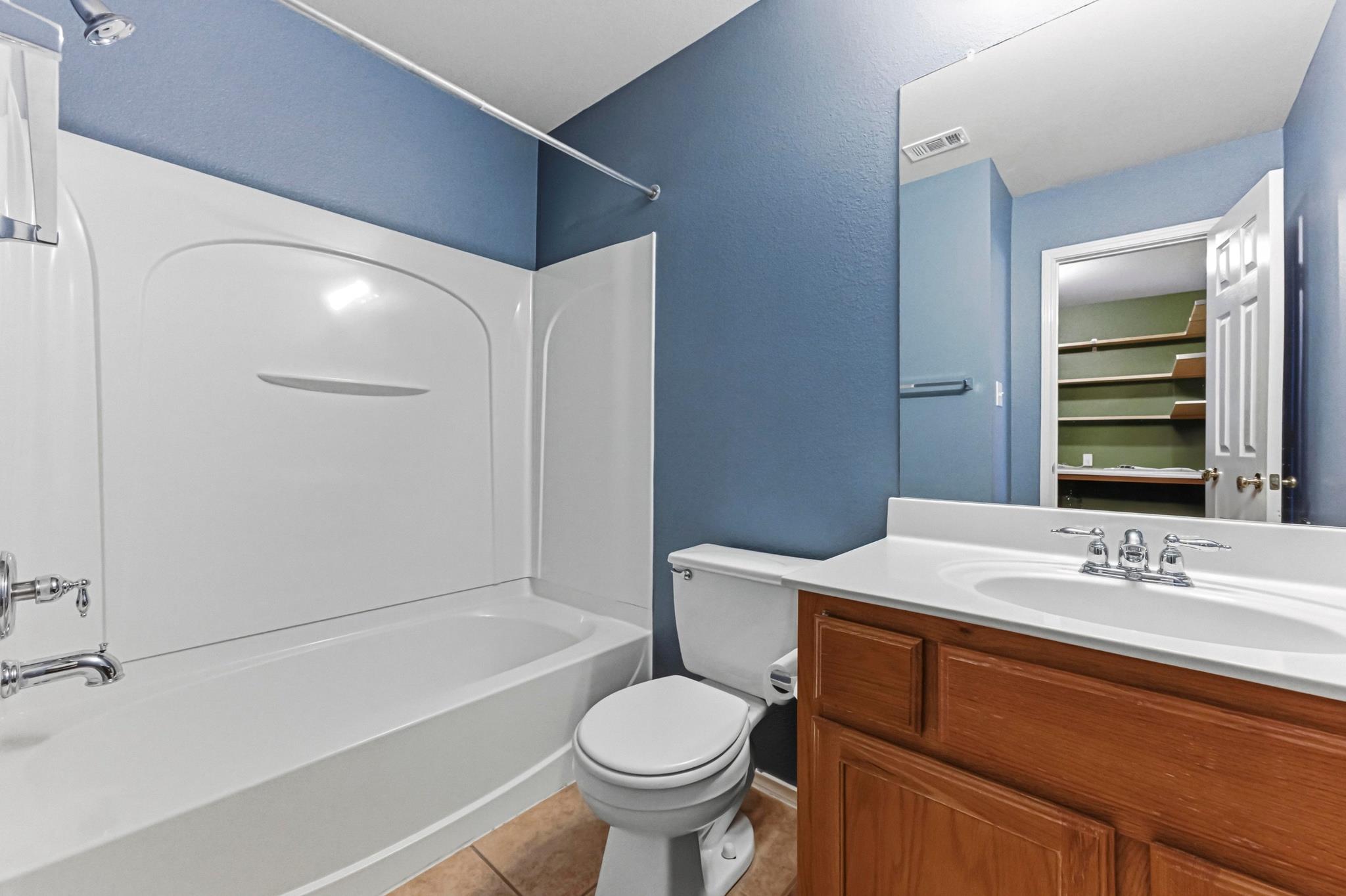 9207 Pioneer Forest DR