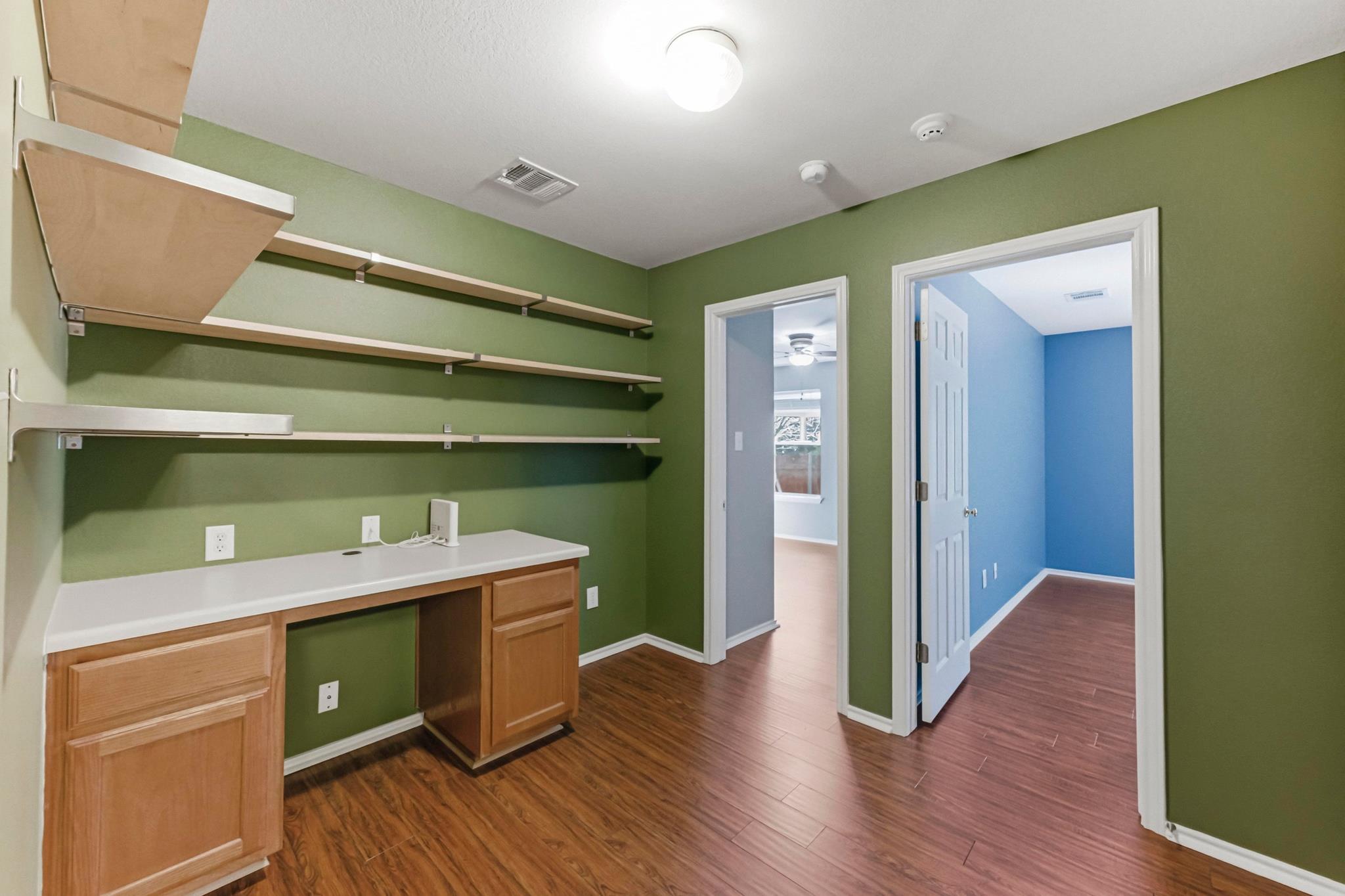 9207 Pioneer Forest DR