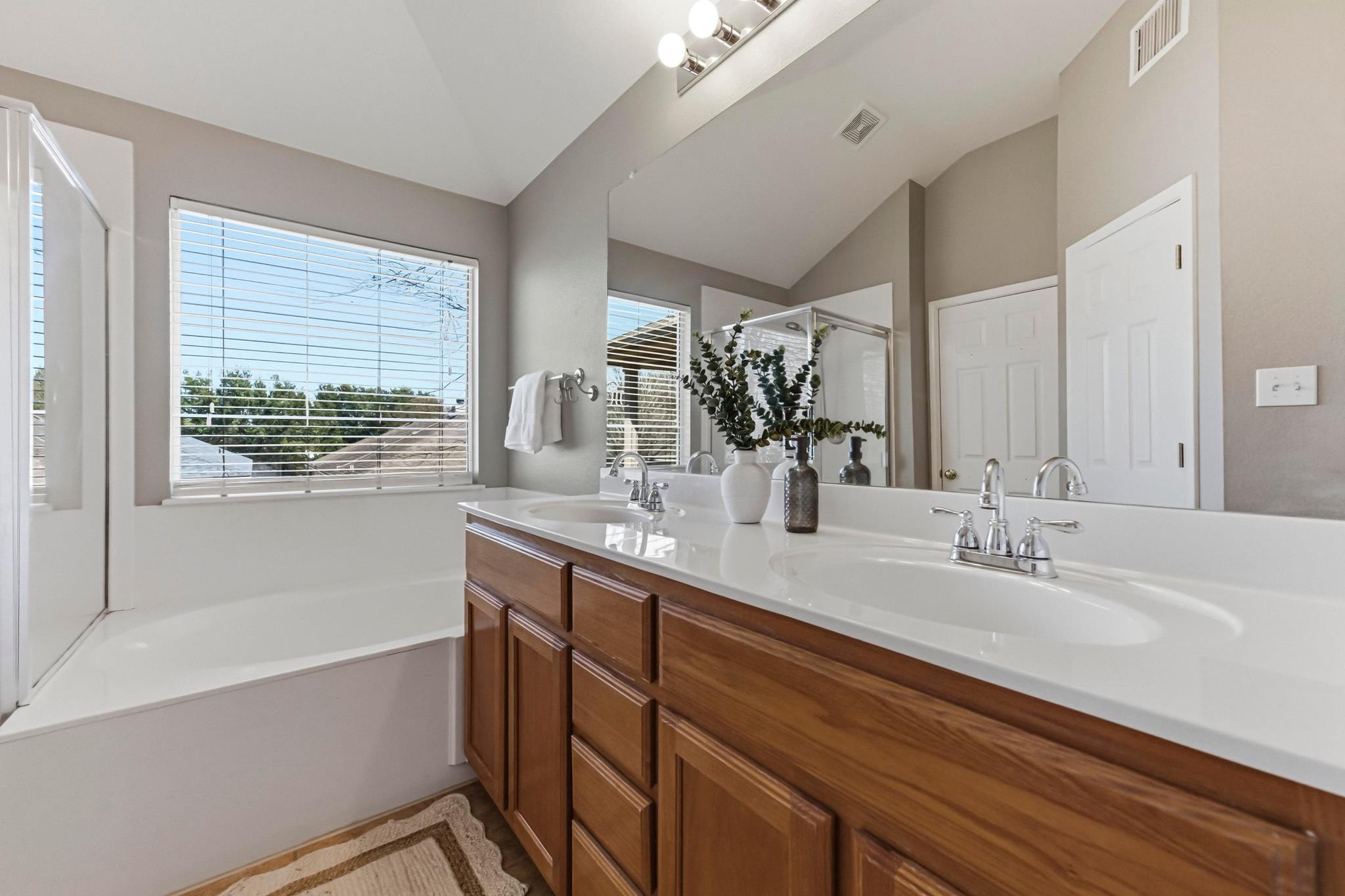 9207 Pioneer Forest DR