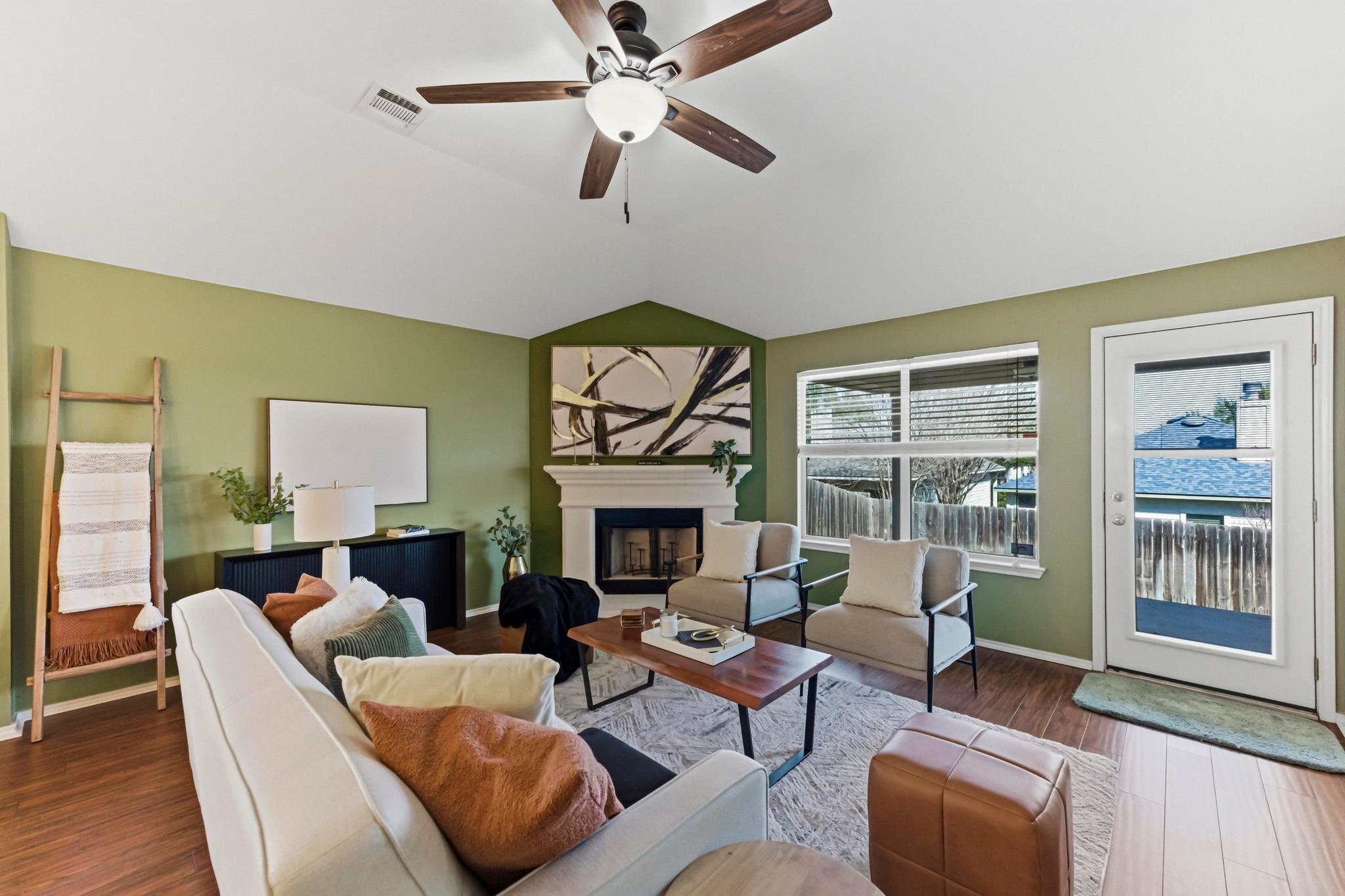 9207 Pioneer Forest DR