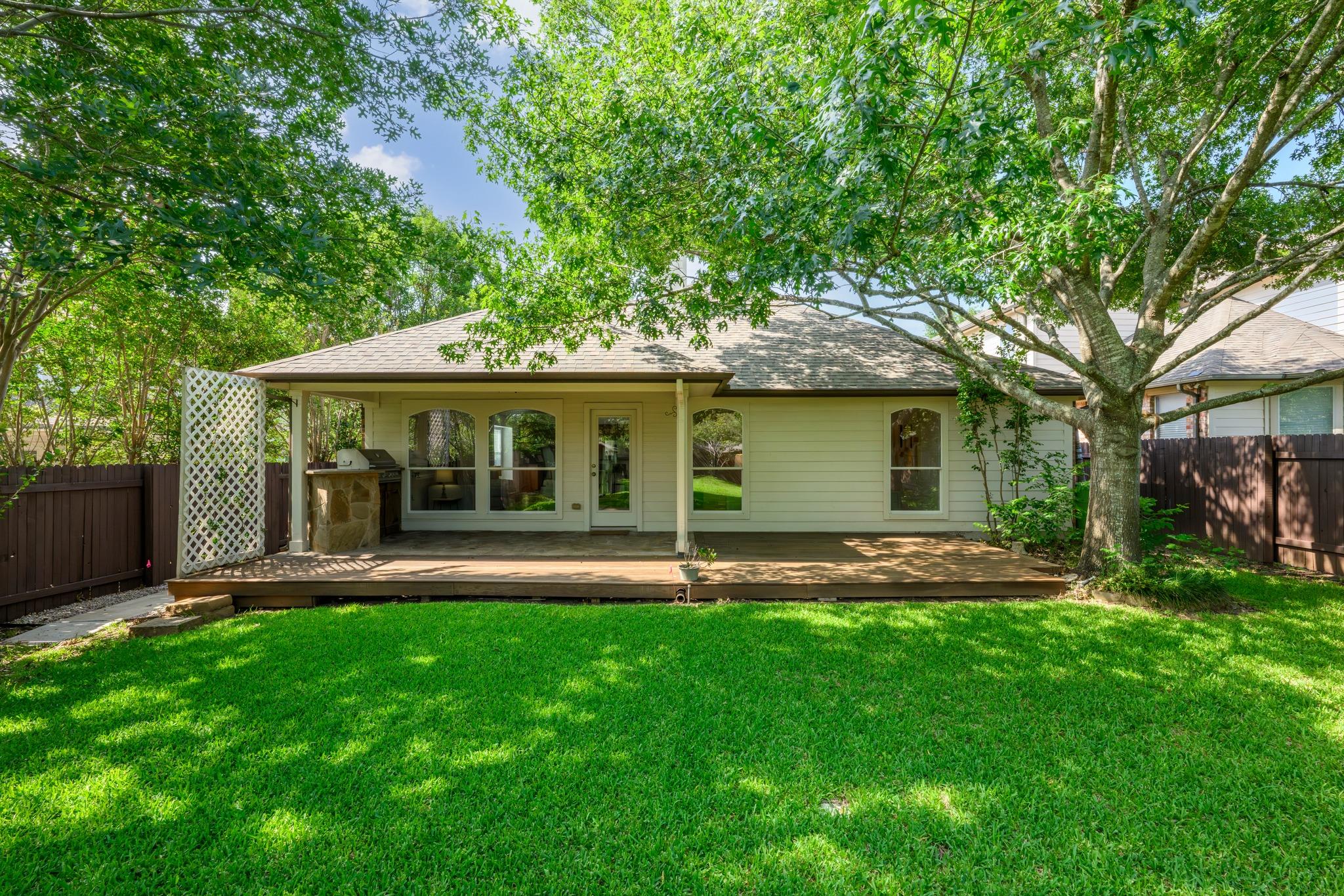 3706 Gentle Winds LN
