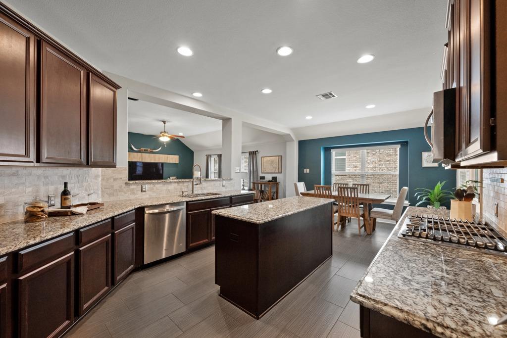18404 Deleon Bayou LN