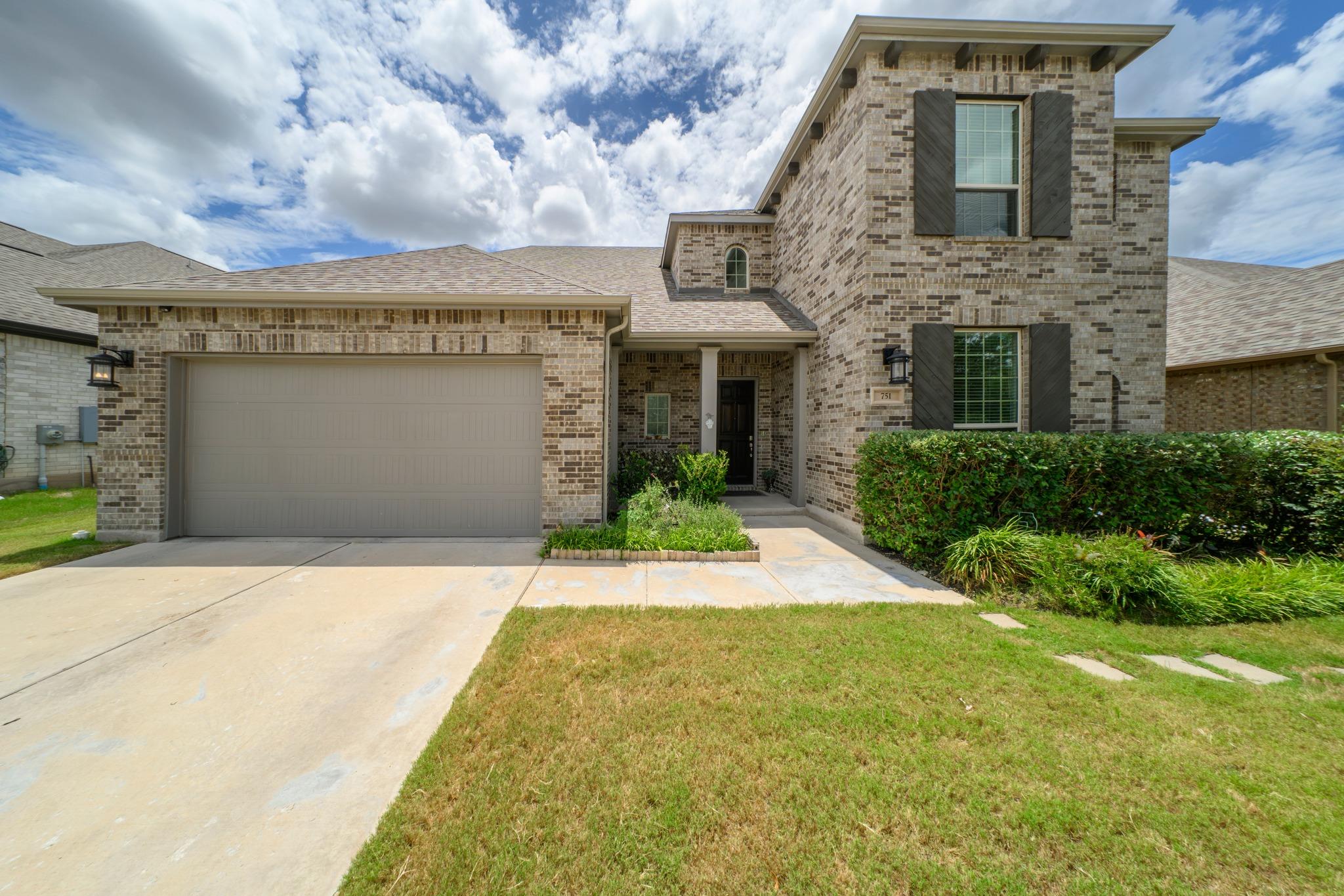 751 Whitetail DR