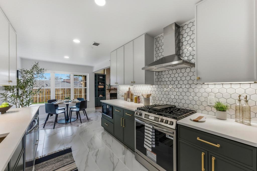 8909 Laurel Grove DR